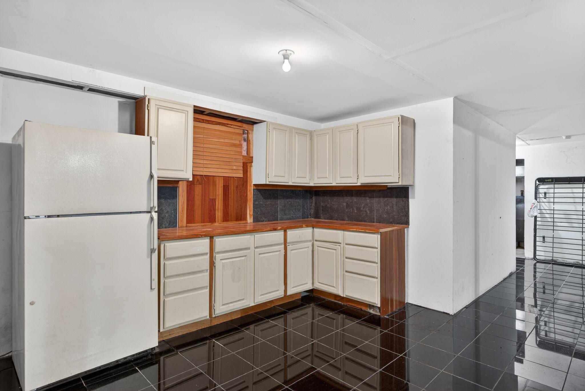 1 Waterman Drive Property Photo 37