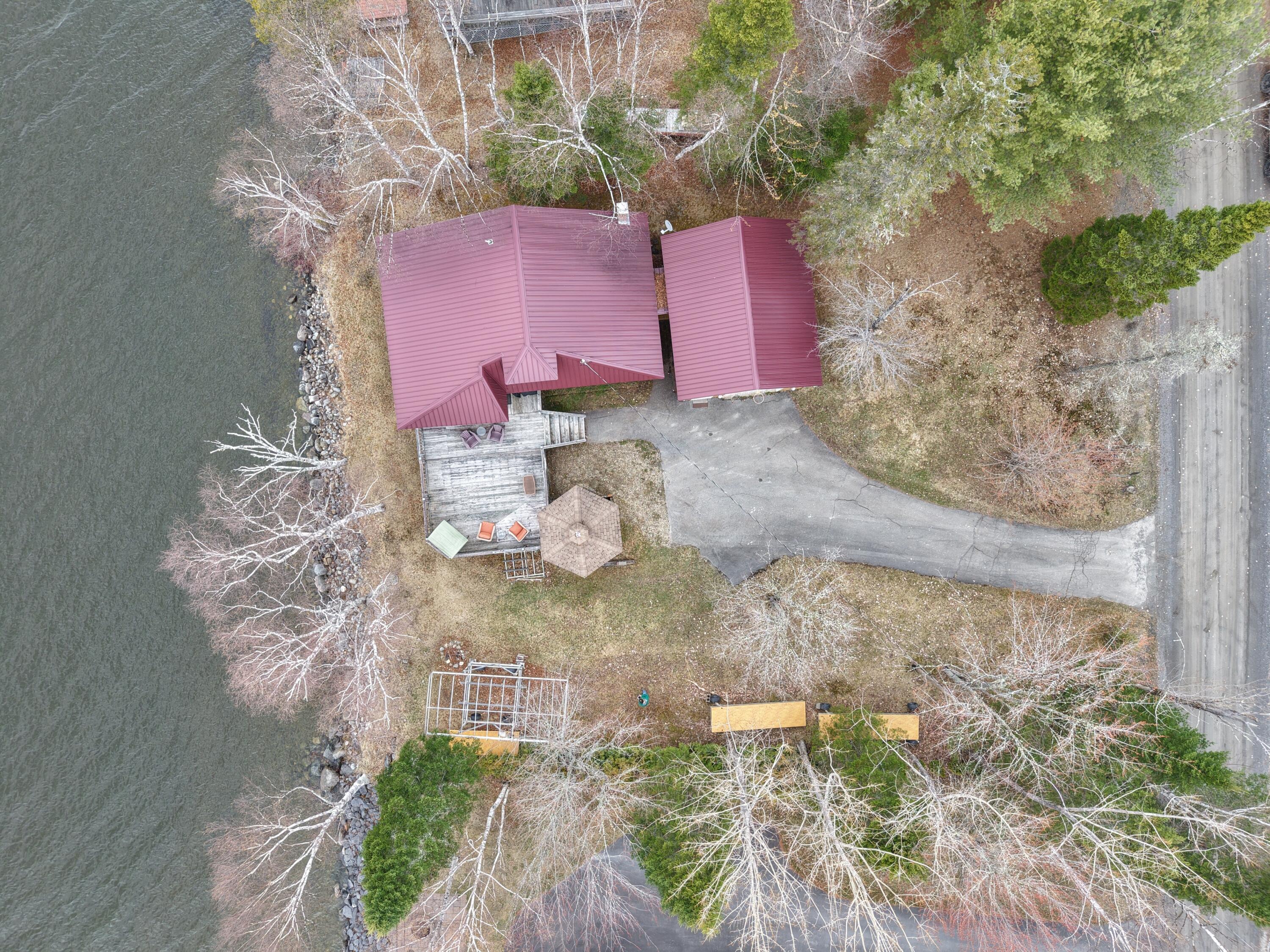 460 E Van Buren Cove Road Property Photo 3