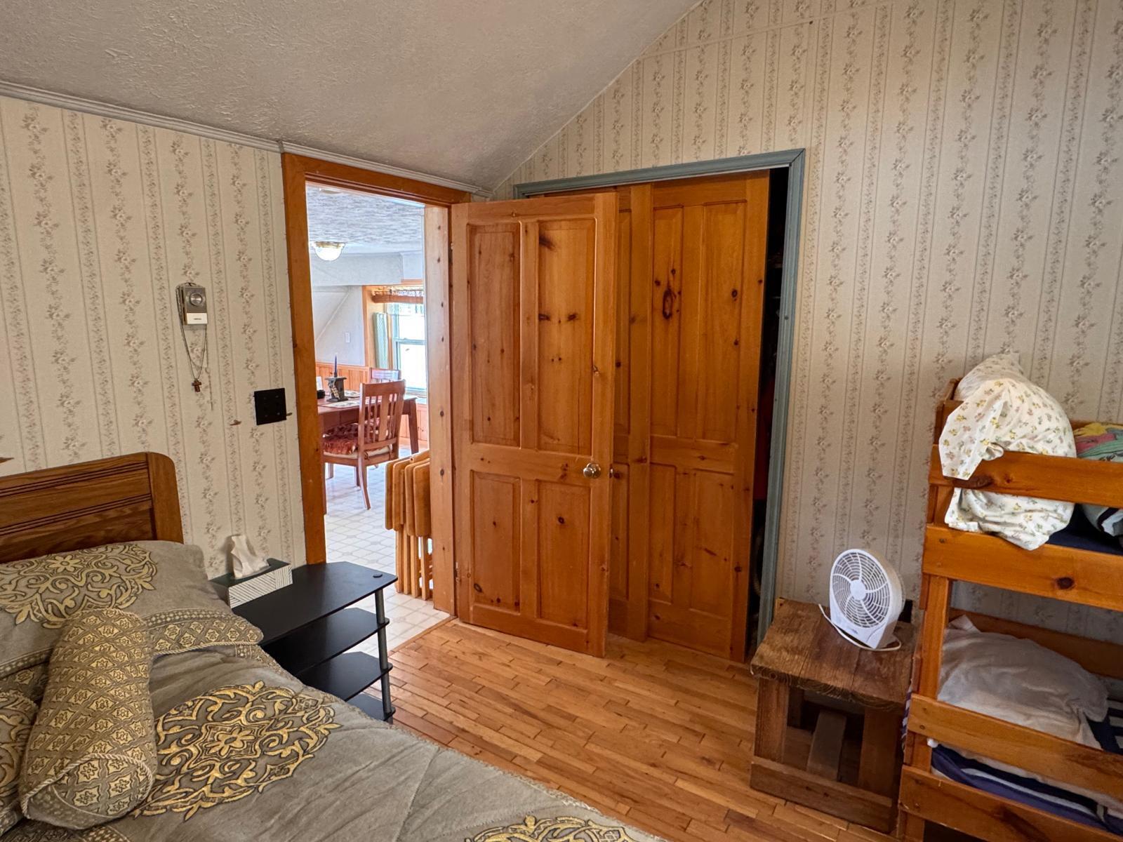 460 E Van Buren Cove Road Property Photo 25