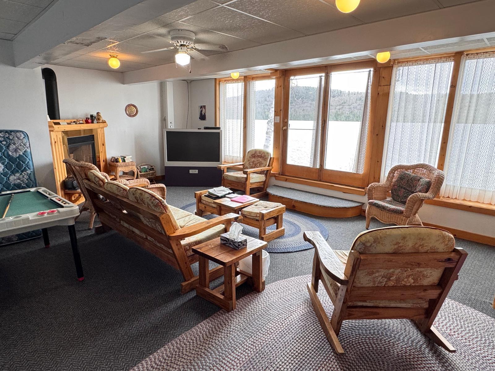 460 E Van Buren Cove Road Property Photo 36