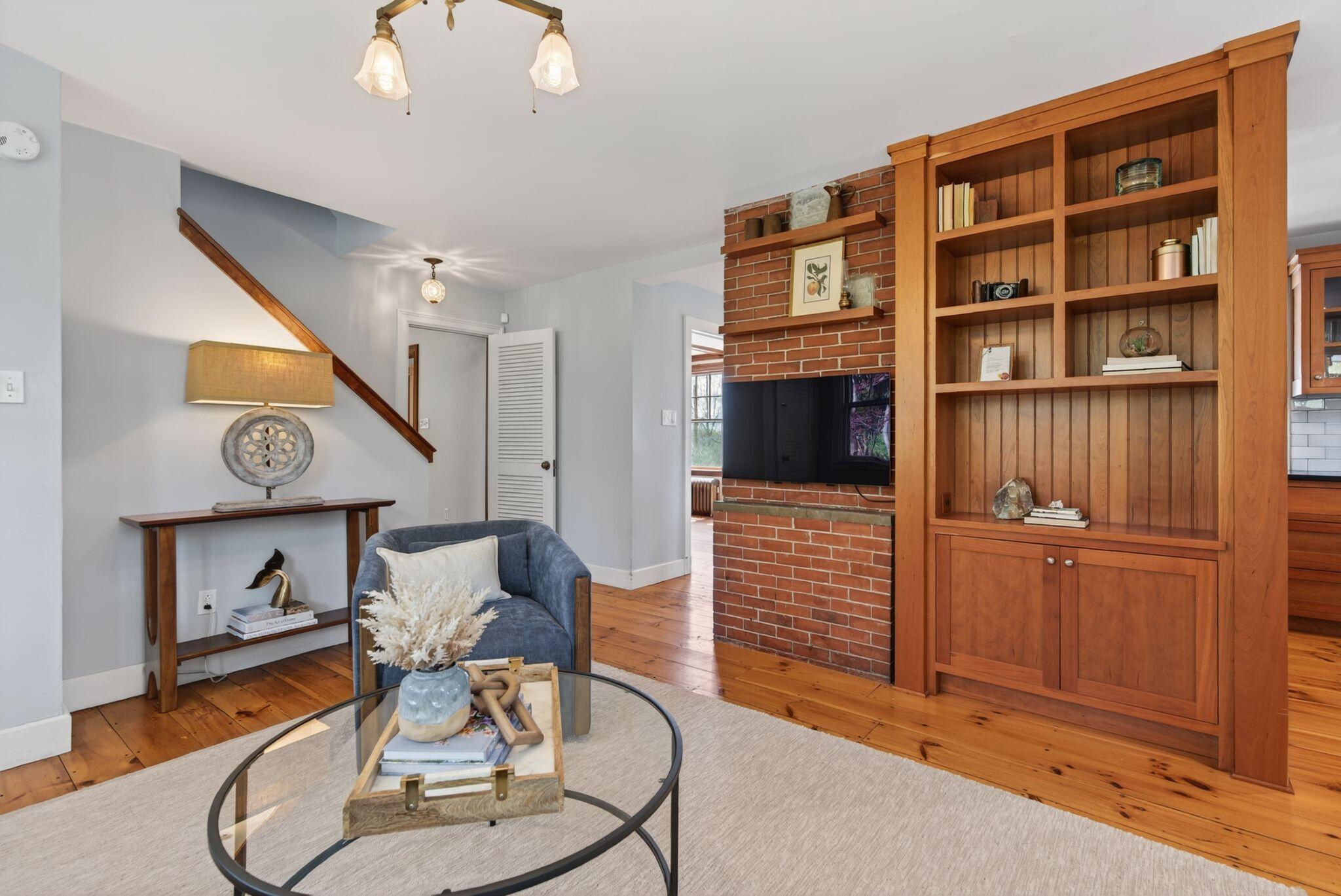 160 Craigie Street Property Photo 43