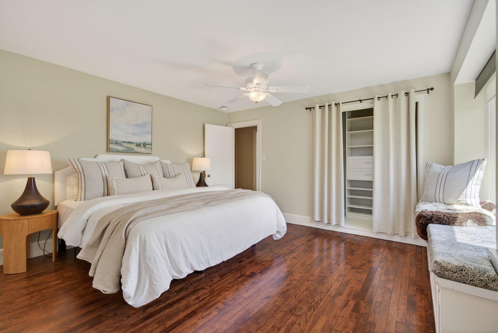 160 Craigie Street Property Photo 81