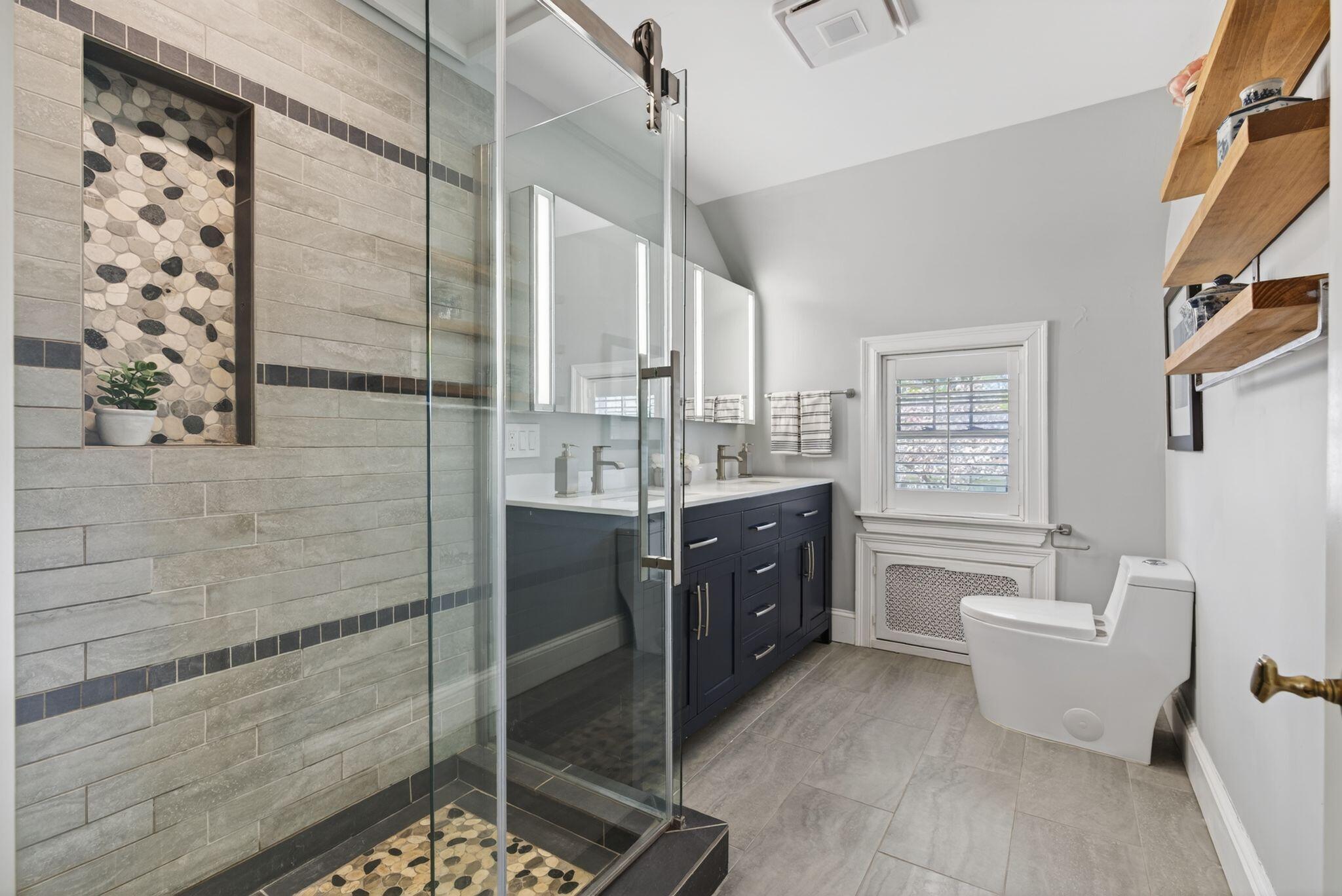 160 Craigie Street Property Photo 87