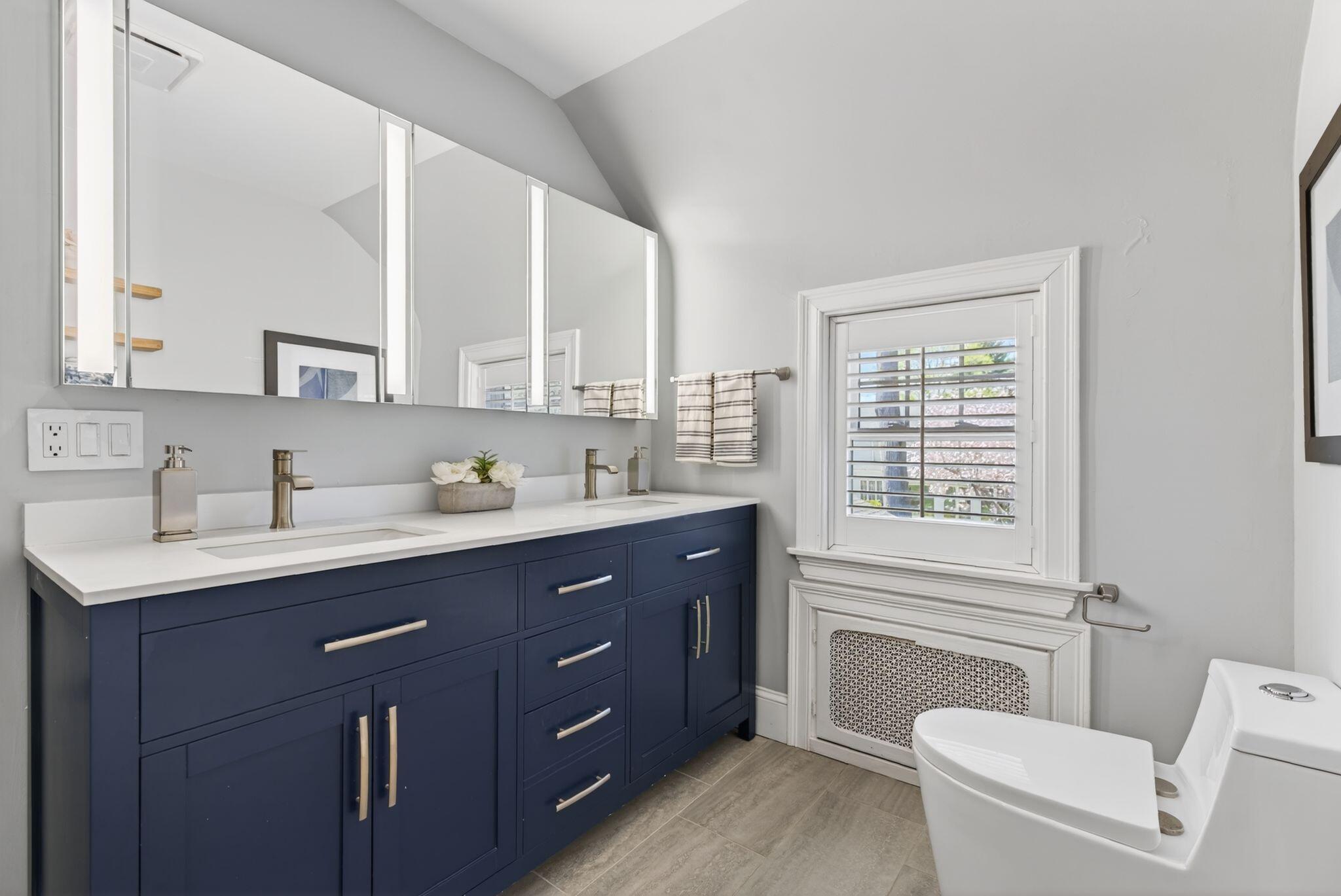 160 Craigie Street Property Photo 88