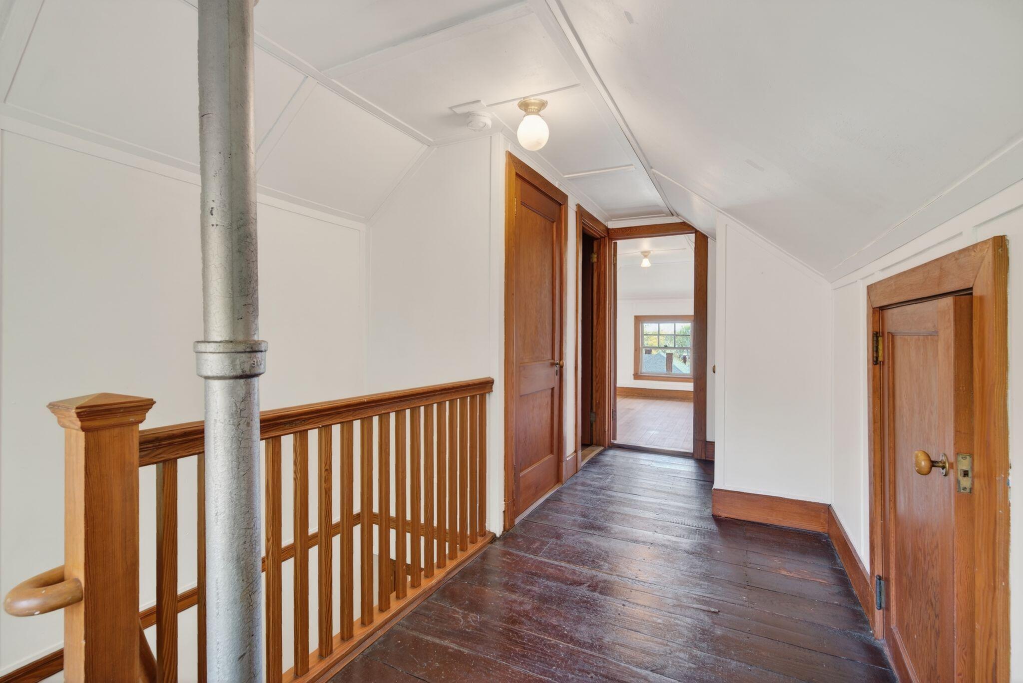 160 Craigie Street Property Photo 93