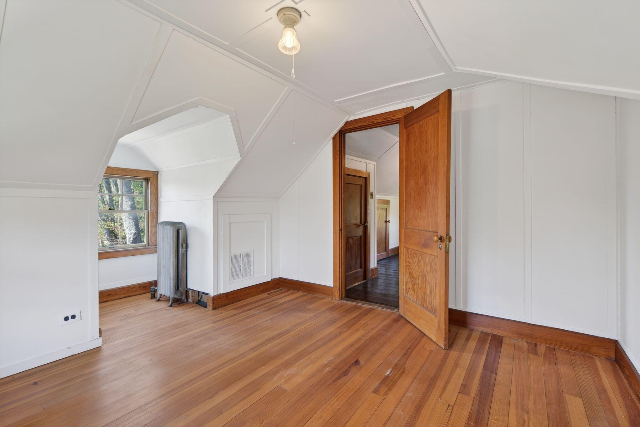 160 Craigie Street Property Photo 96