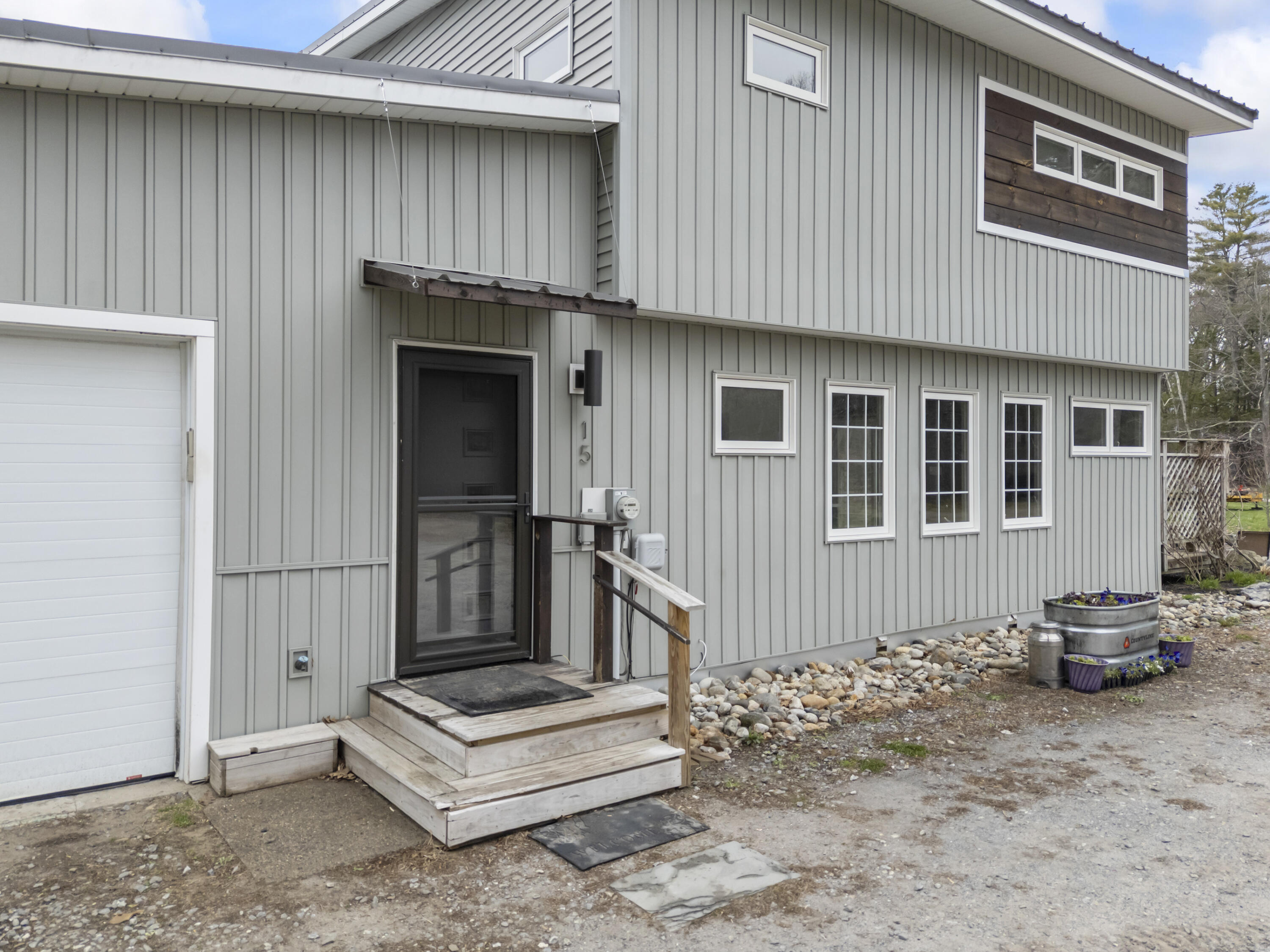 15 Dolloff Drive Property Photo 2