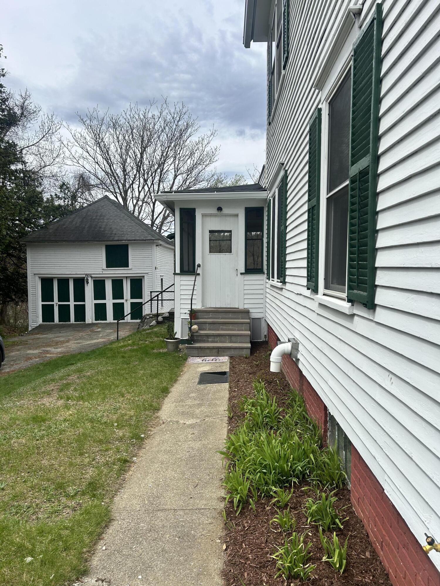 97 Park Street Property Photo 8