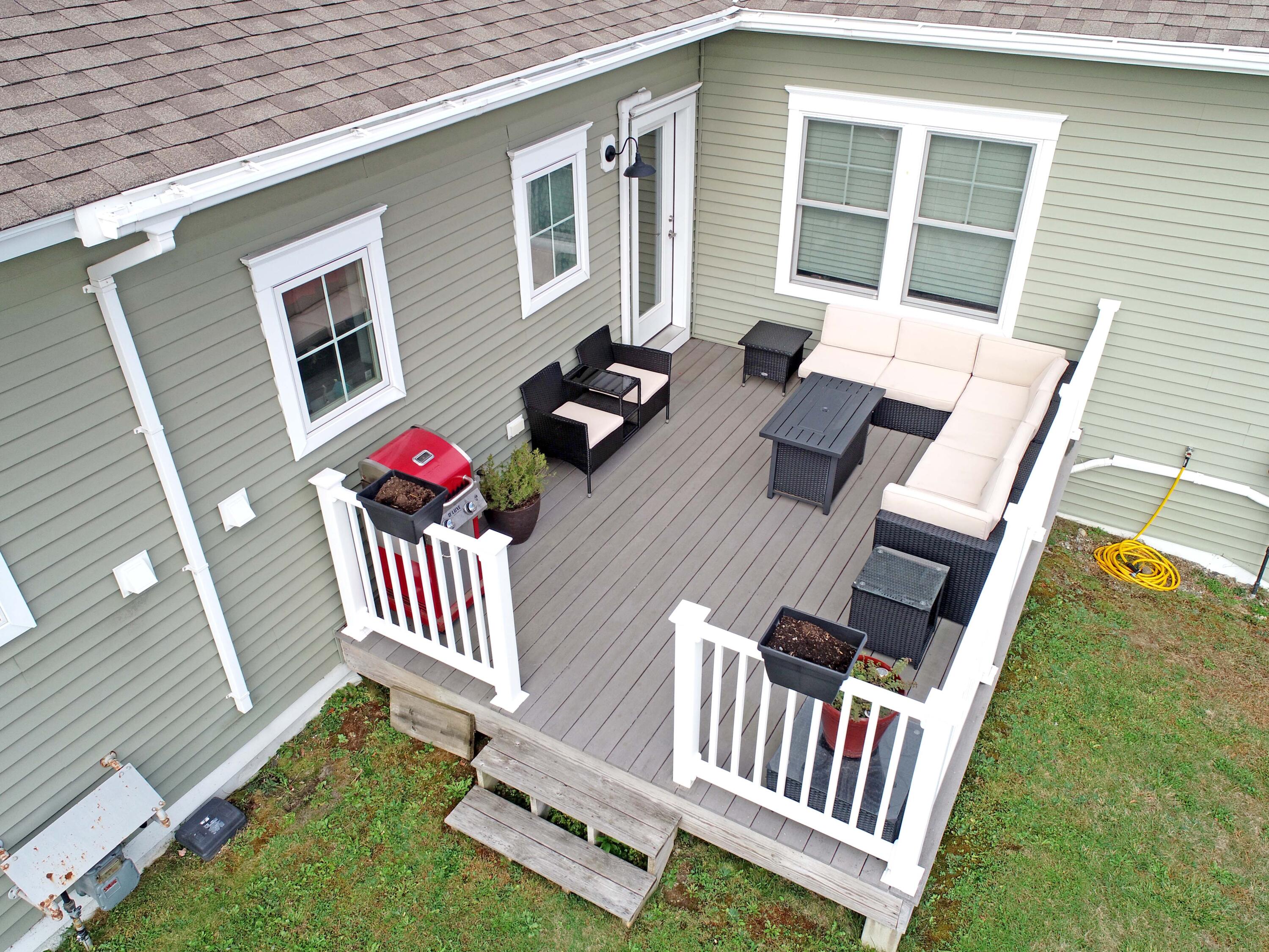 19 Tinker Farm Way . Property Photo 6