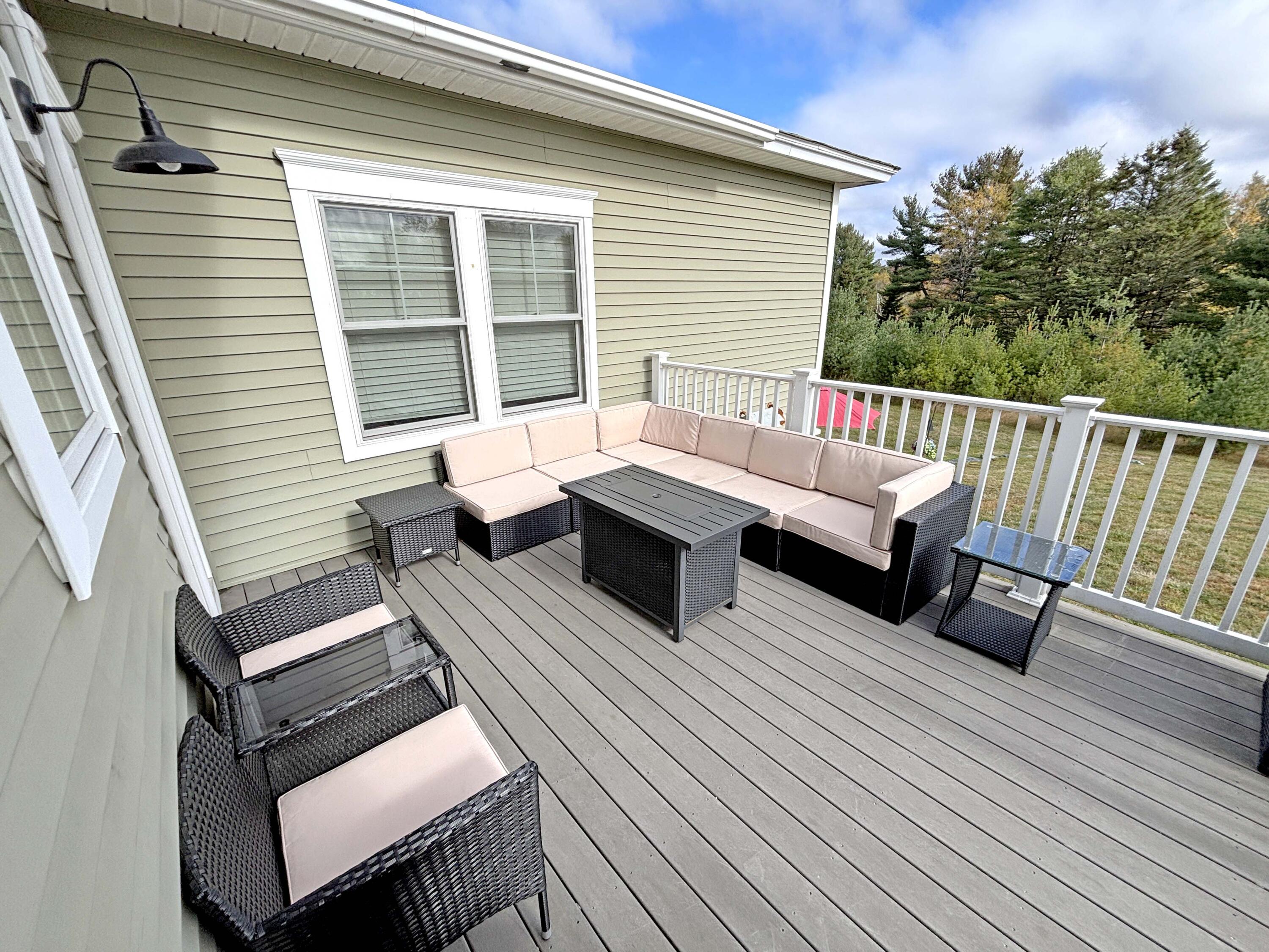 19 Tinker Farm Way . Property Photo 23