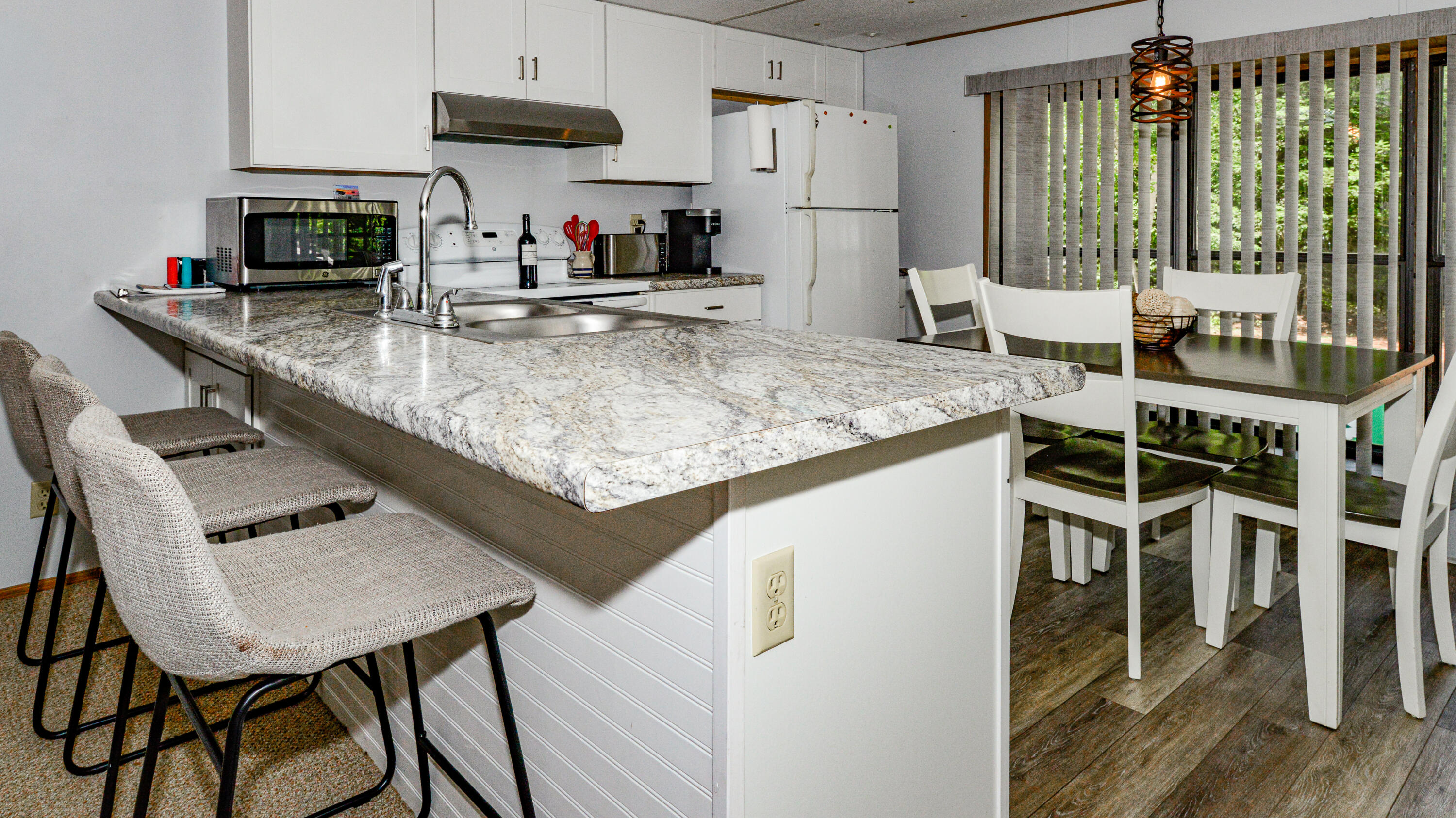 3 Donna Avenue Property Photo 23