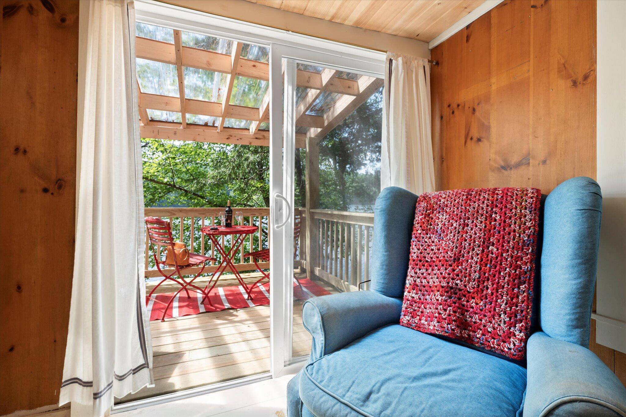 1548 46 Property Photo 18
