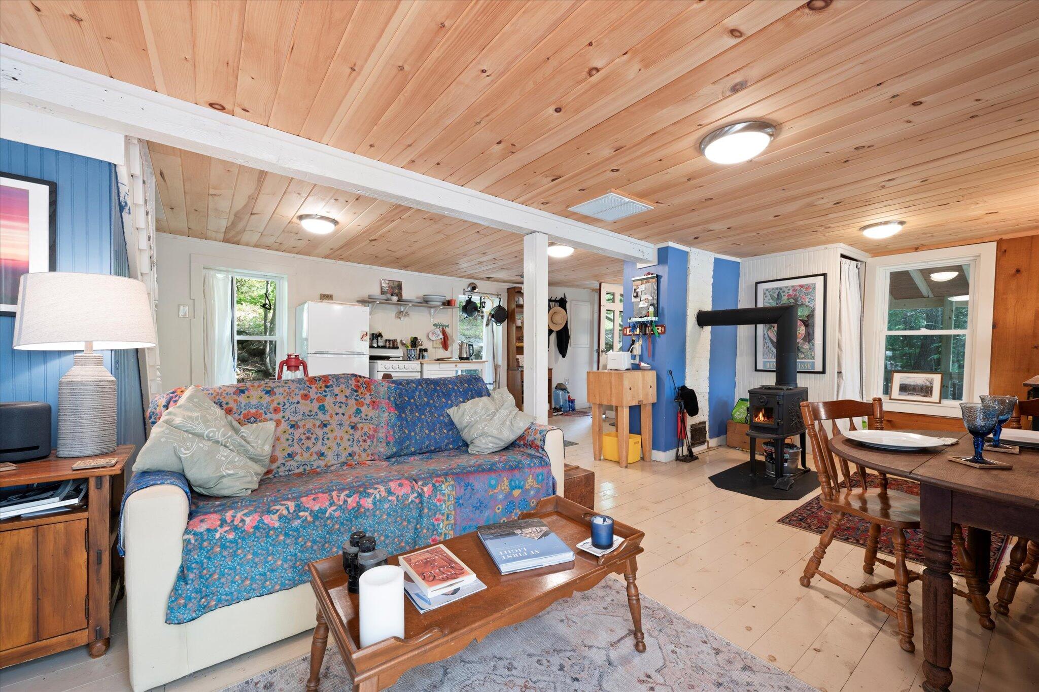 1548 46 Property Photo 19