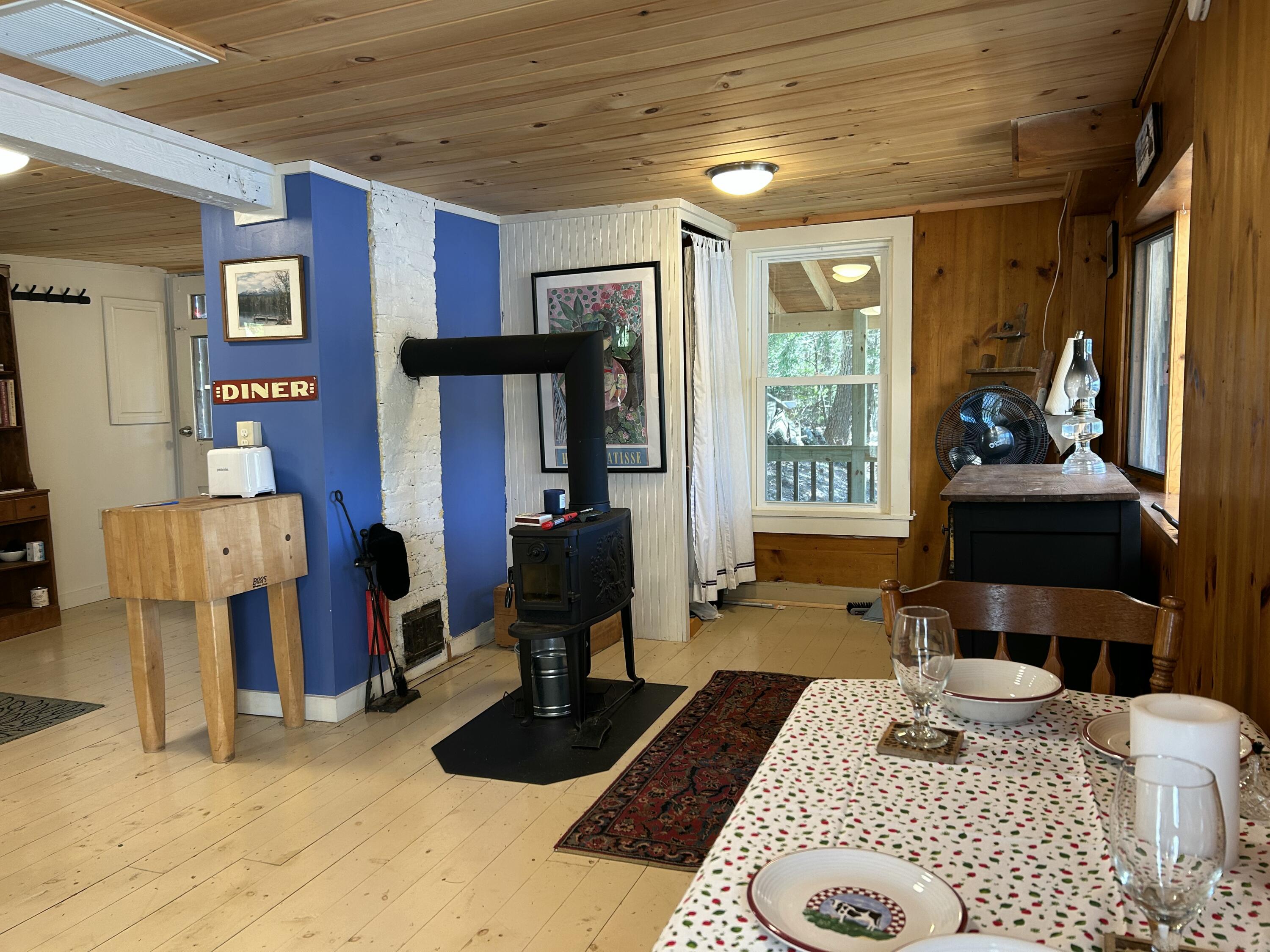 1548 46 Property Photo 22