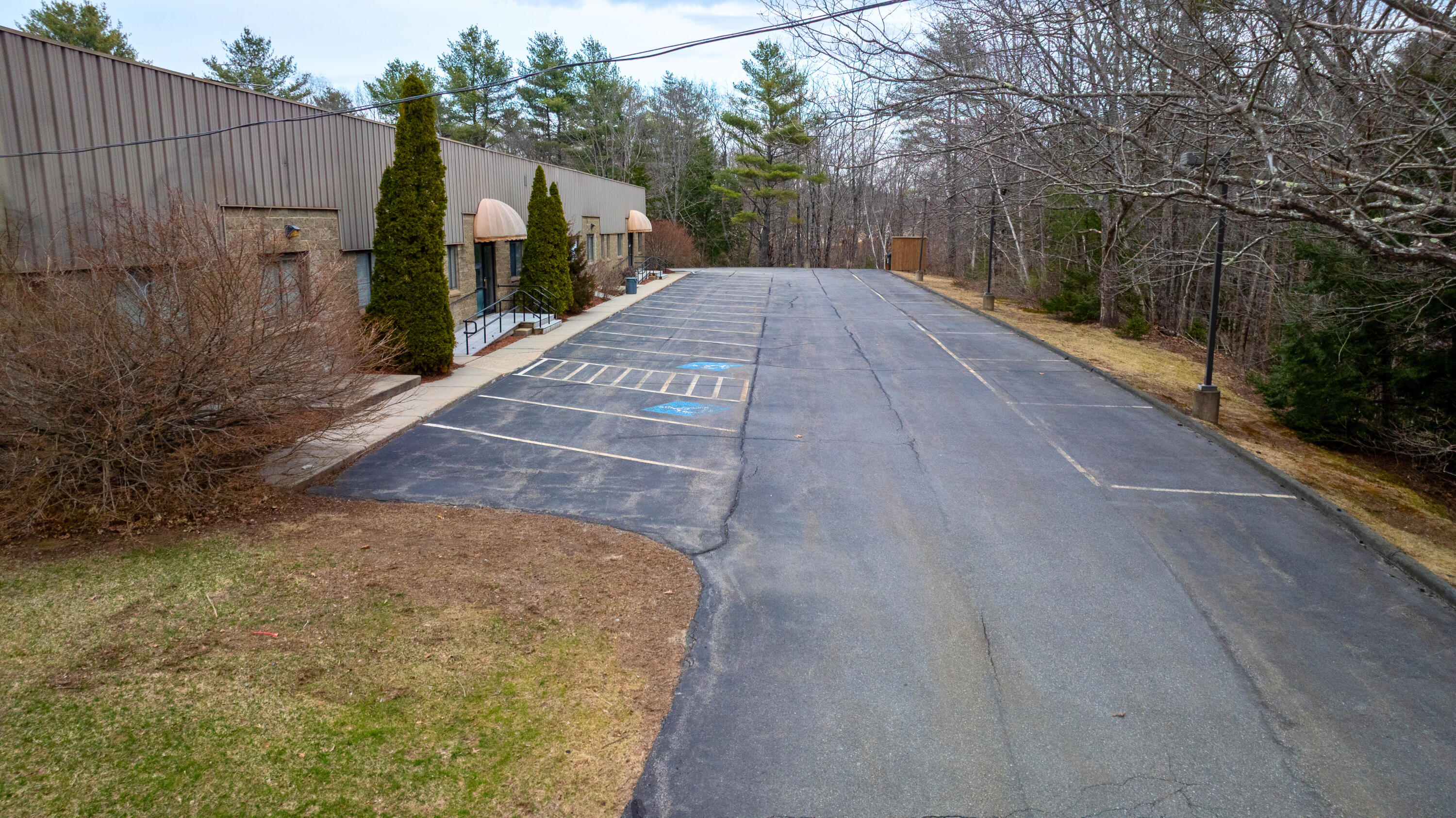 4 Industrial Parkway Property Photo 10