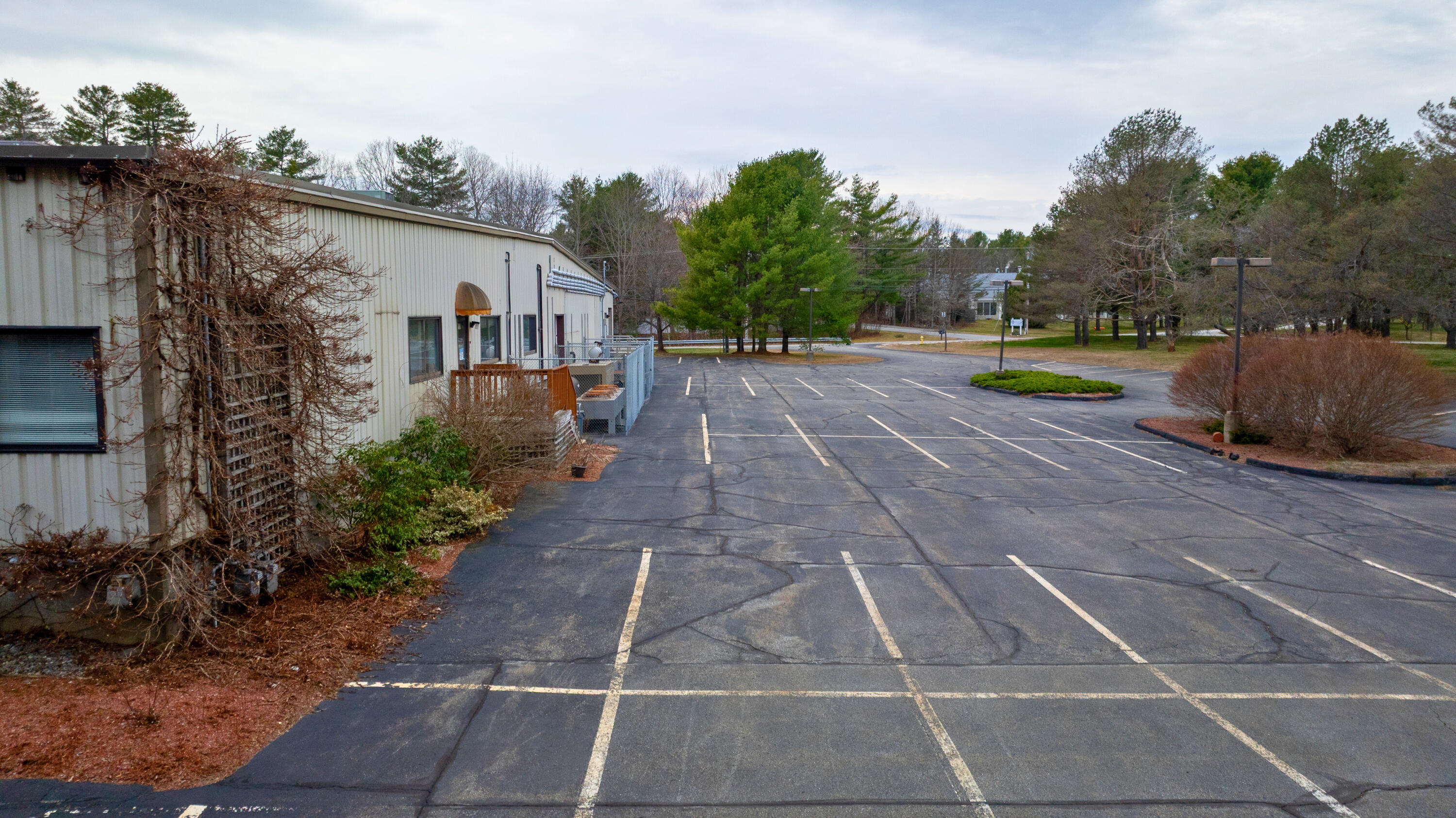 4 Industrial Parkway Property Photo 14