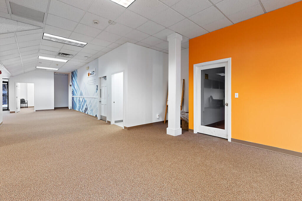 4 Industrial Parkway Property Photo 36