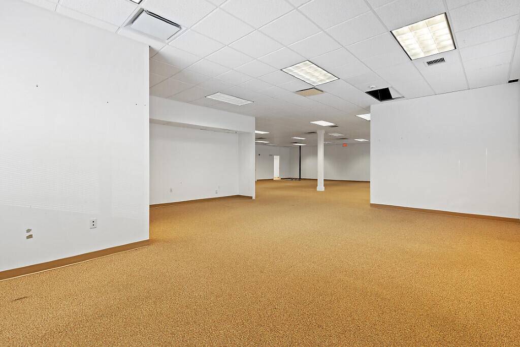 4 Industrial Parkway Property Photo 65