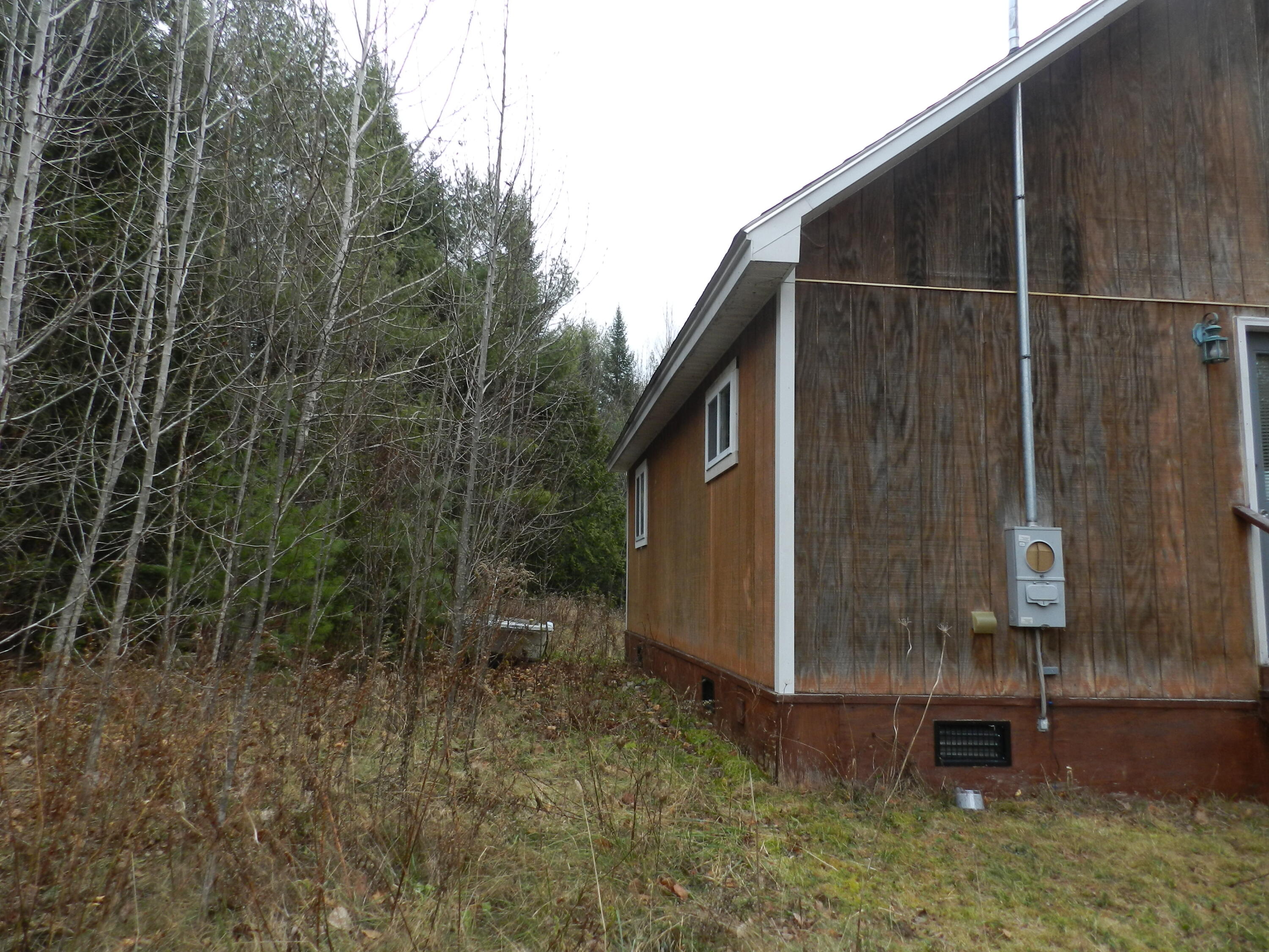 632 County Road Property Photo 3