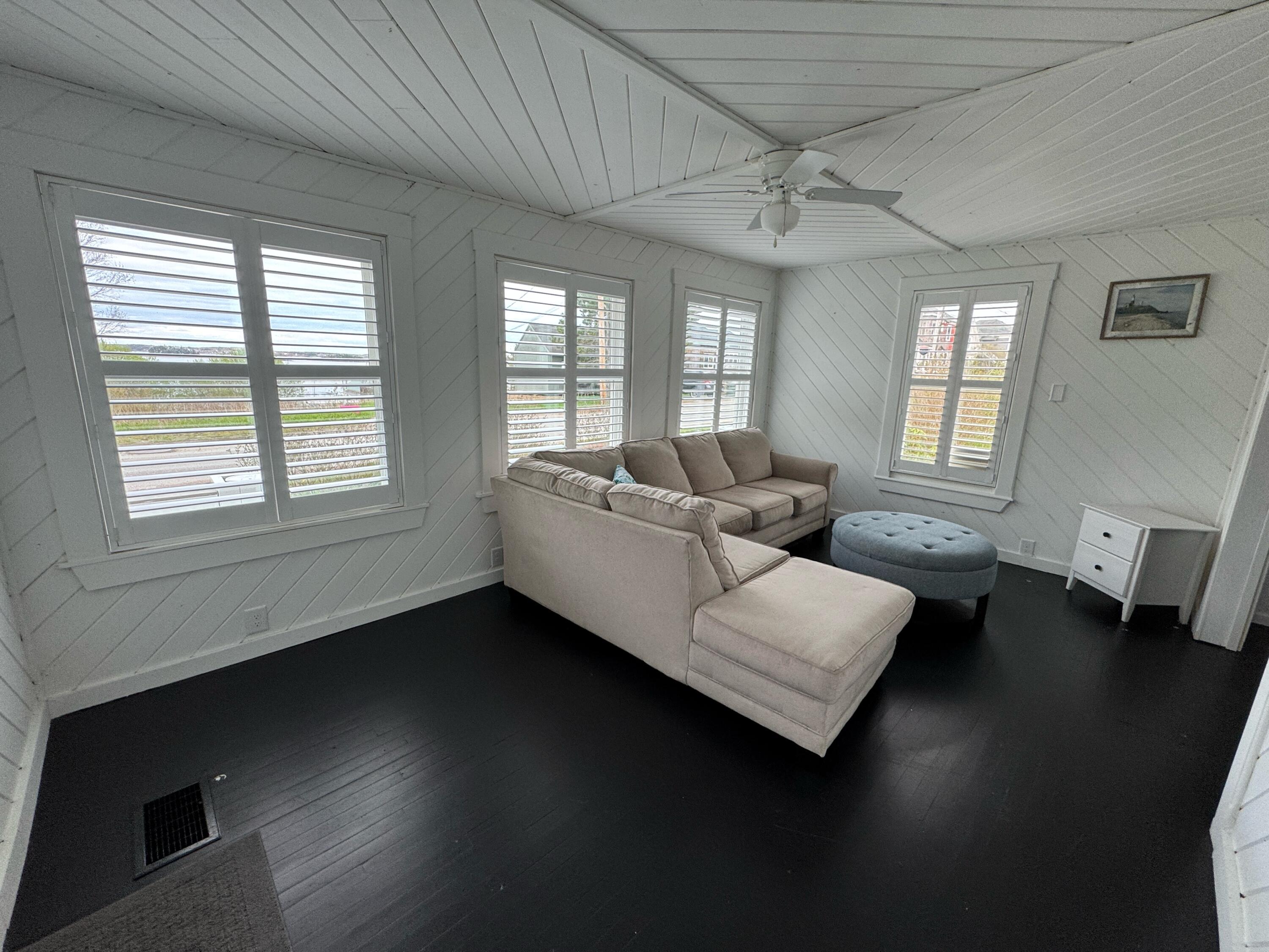 194 Water Street Property Photo 11