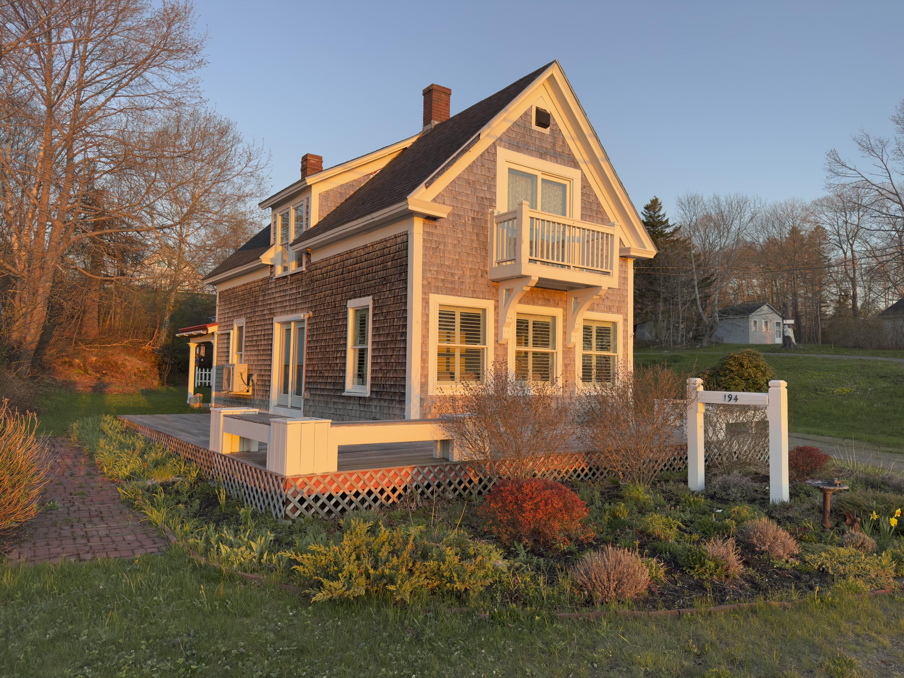 194 Water Street Property Photo 28