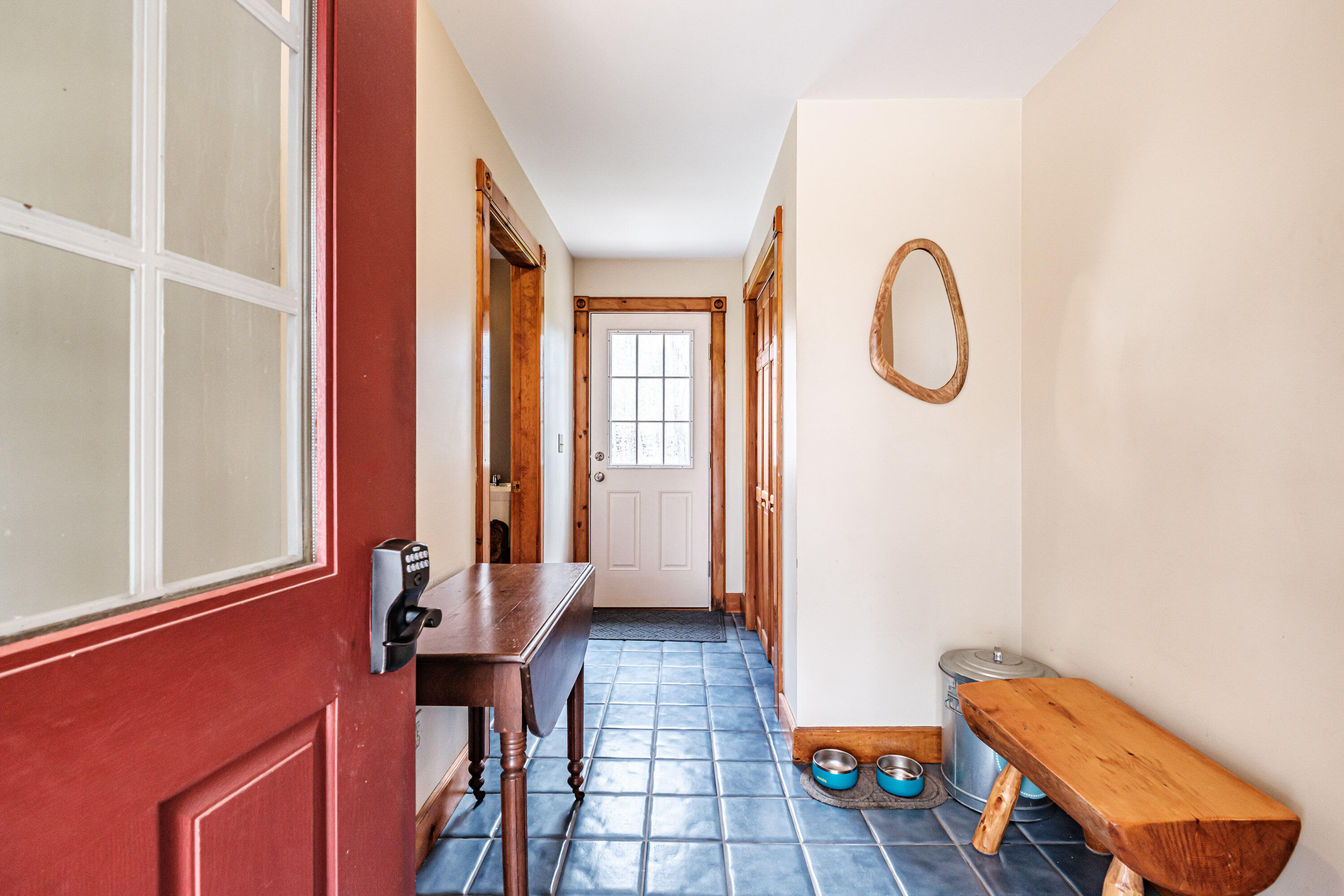 6 Broadway Avenue Property Photo 5
