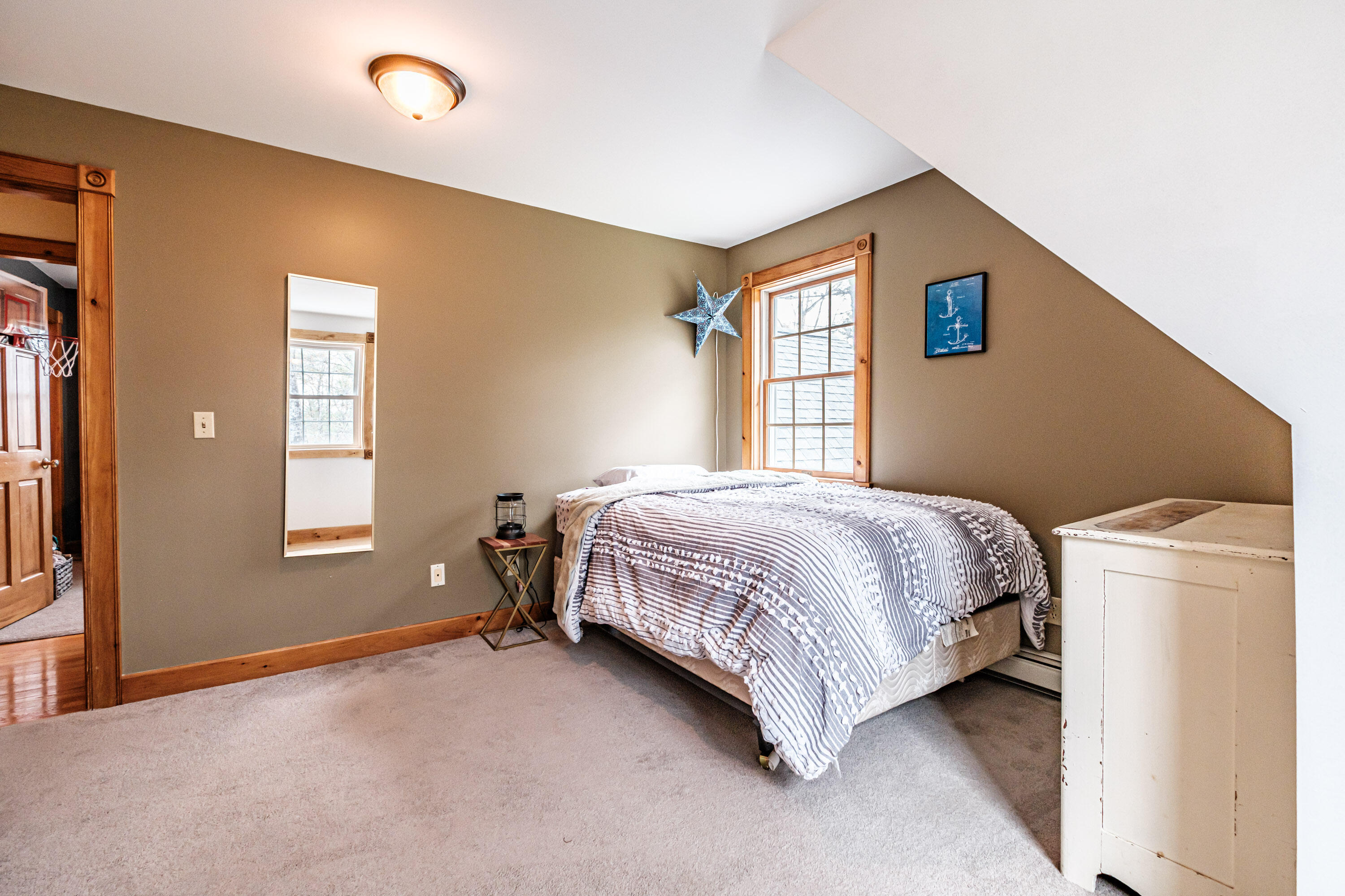 6 Broadway Avenue Property Photo 35
