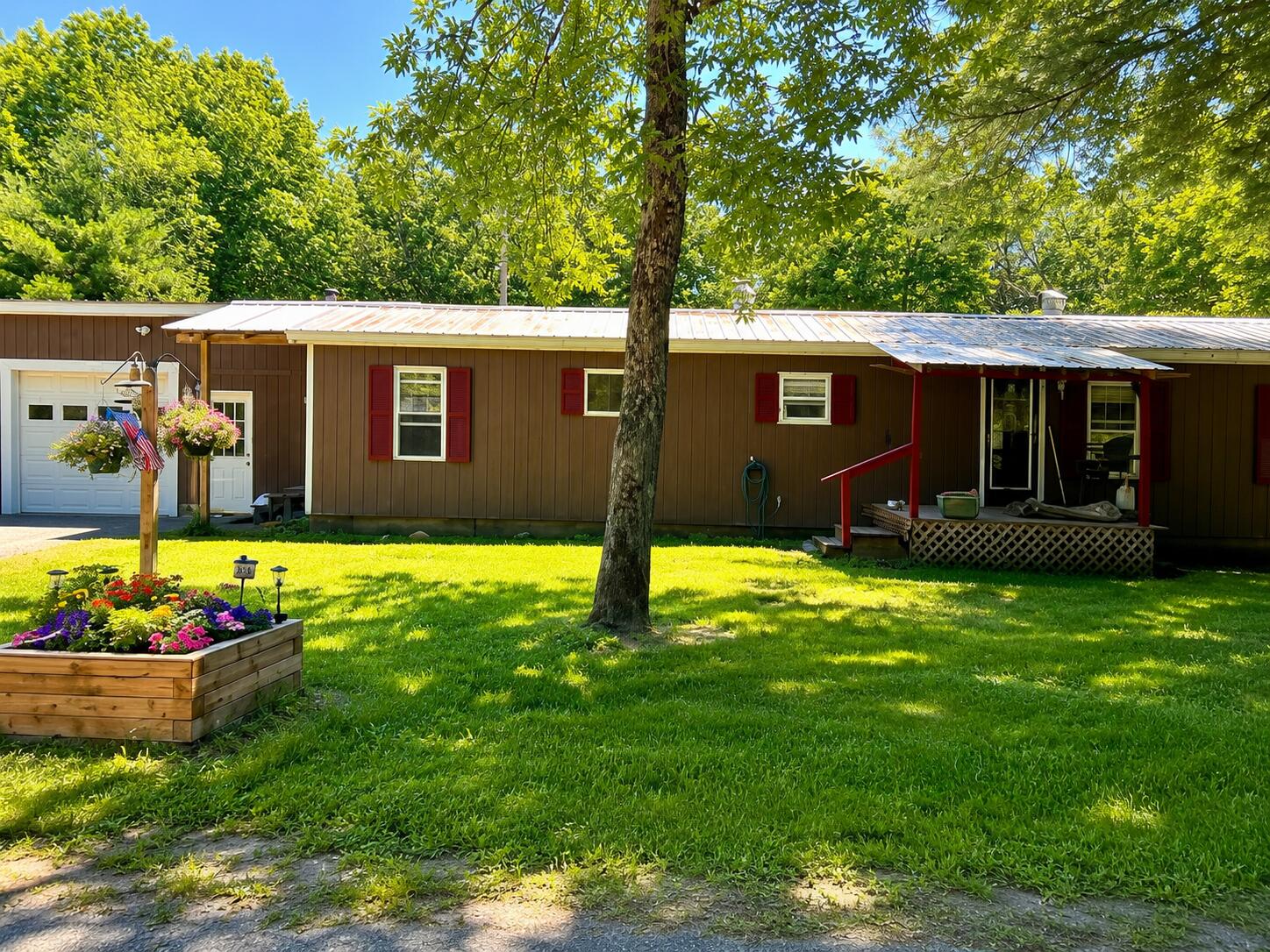 515 Stream Road Property Photo 1
