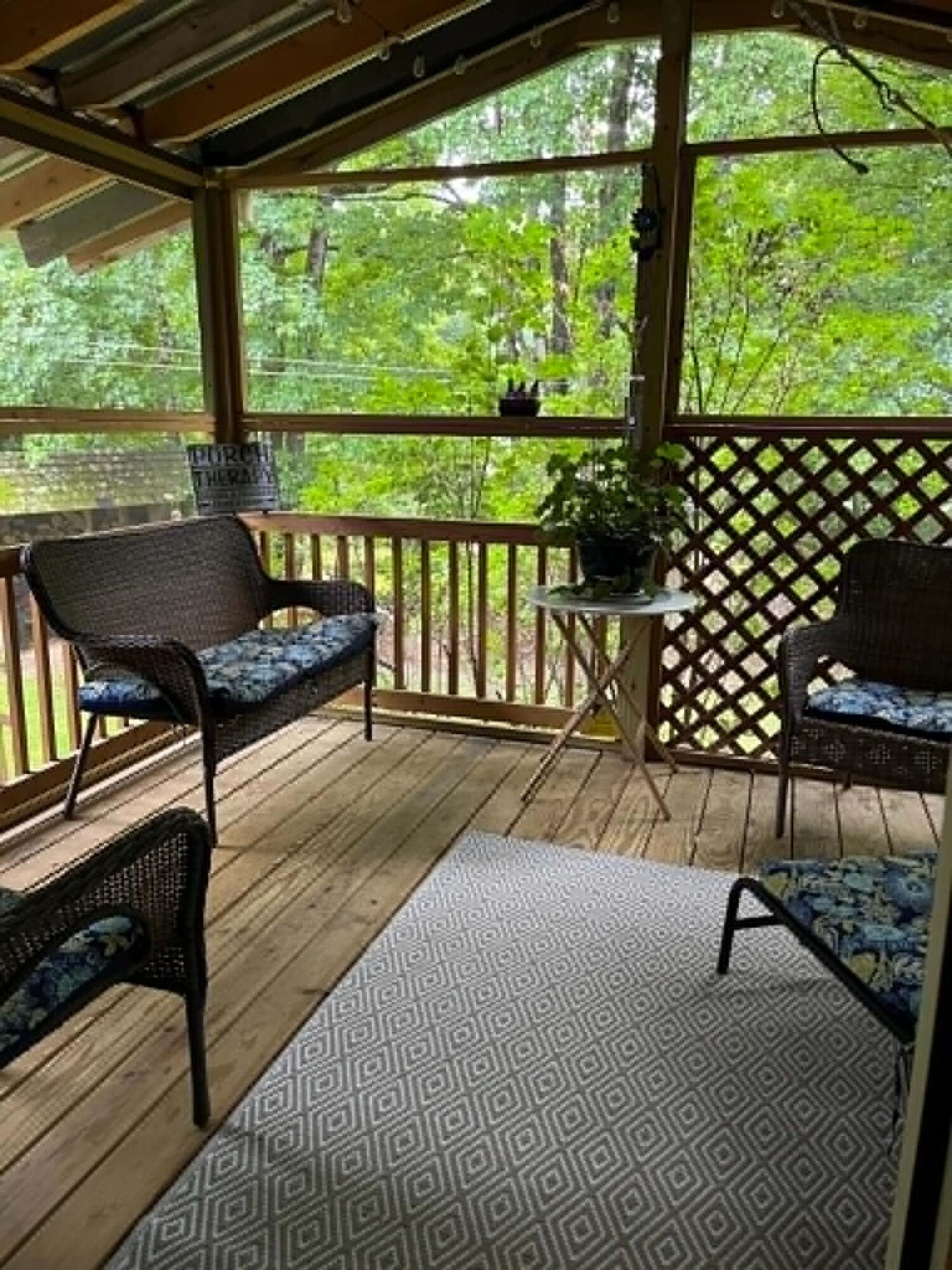 515 Stream Road Property Photo 3