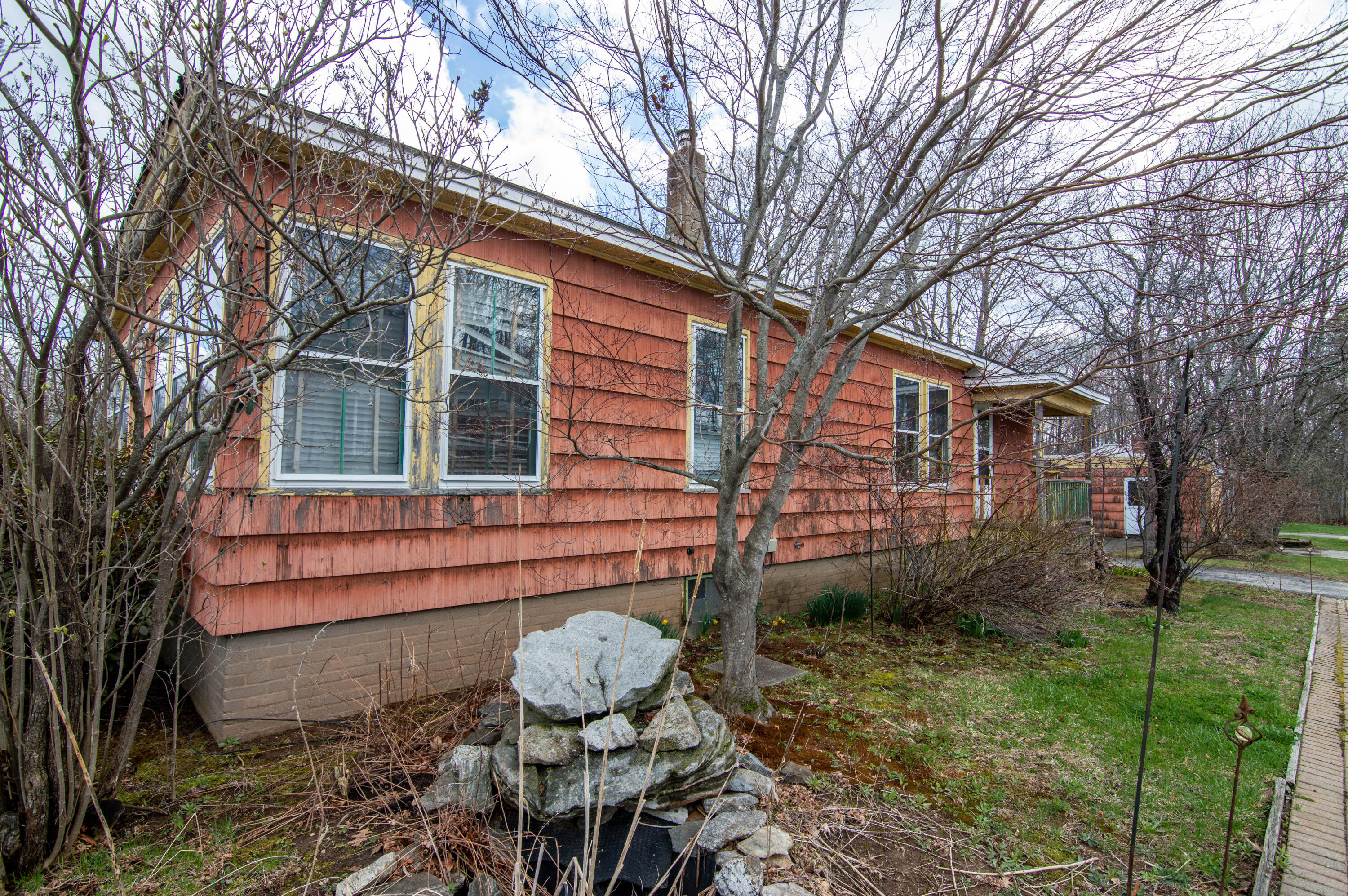 27 Reservoir Avenue Property Photo 4