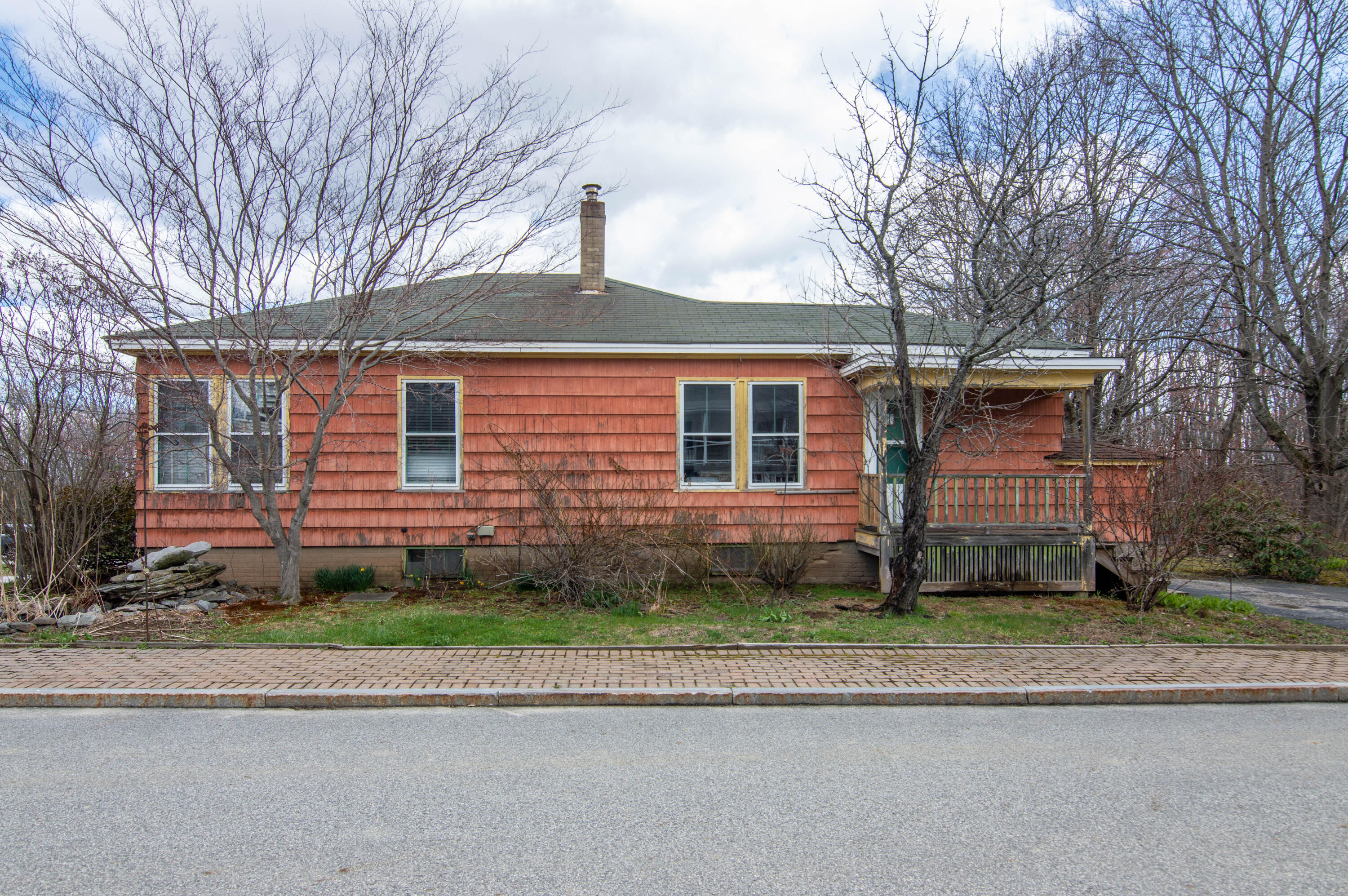 27 Reservoir Avenue Property Photo 5