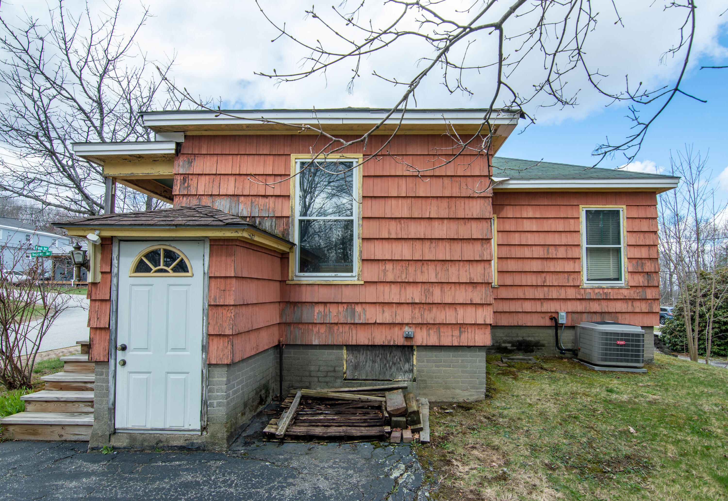 27 Reservoir Avenue Property Photo 12