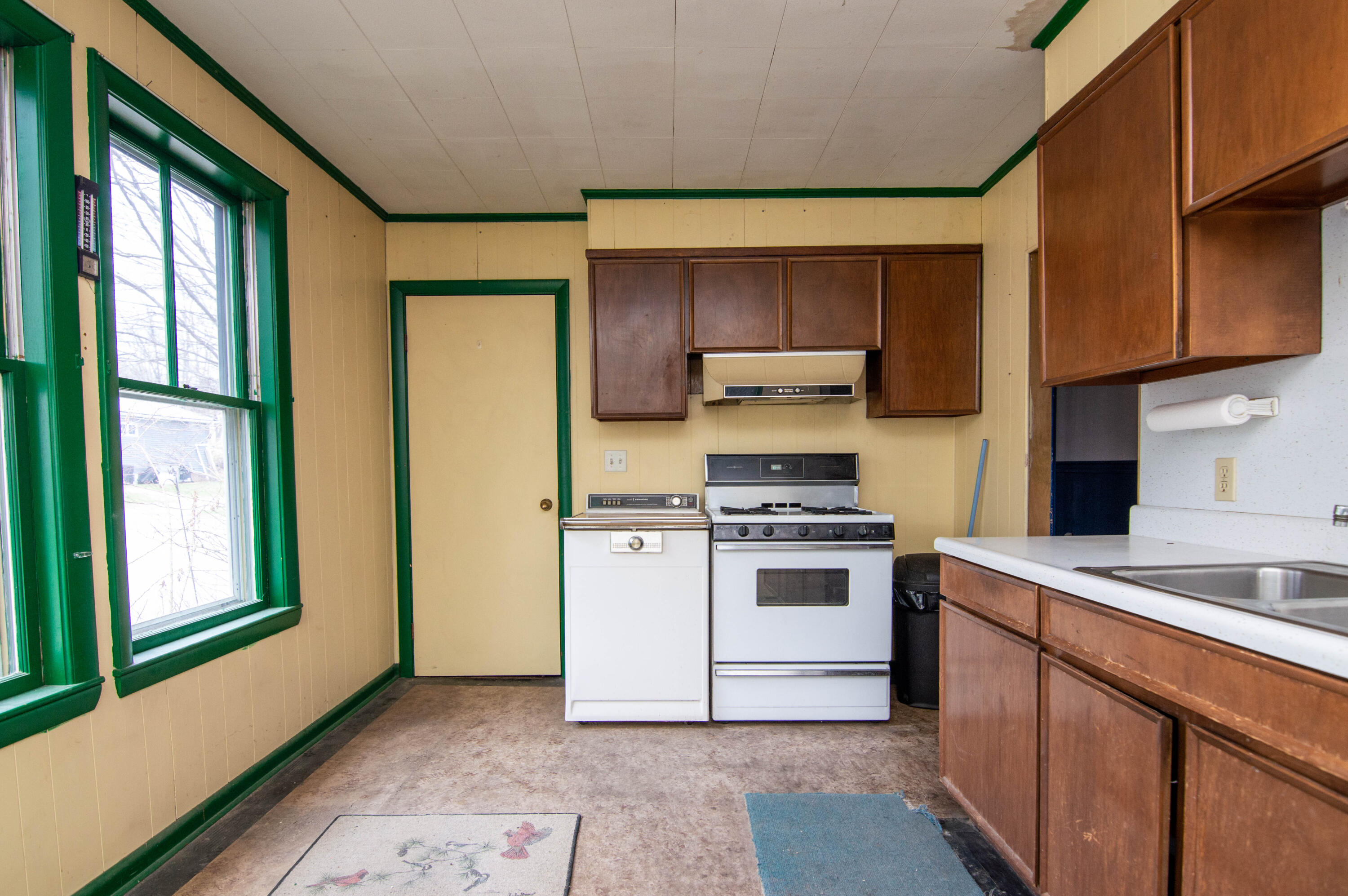 27 Reservoir Avenue Property Photo 15