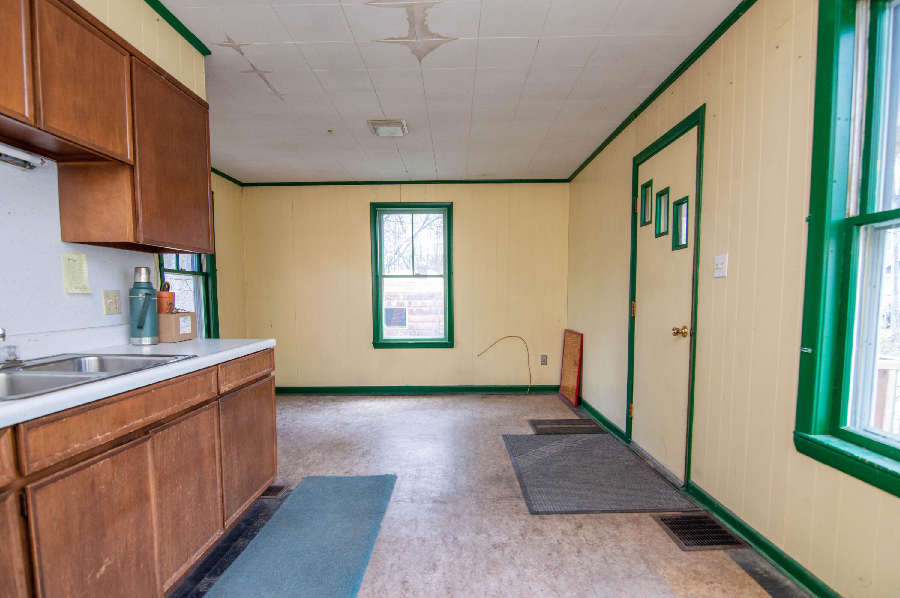 27 Reservoir Avenue Property Photo 17