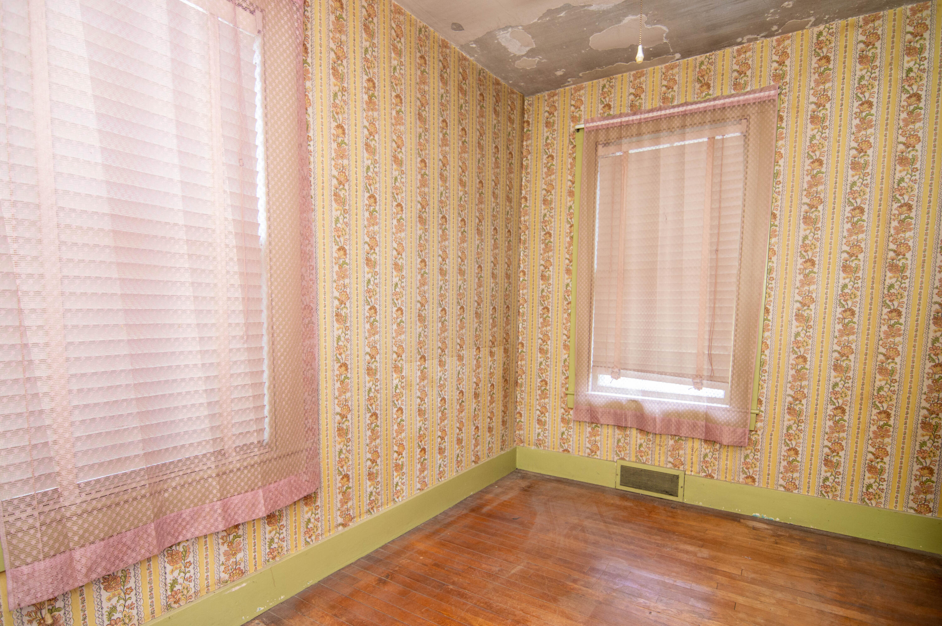 27 Reservoir Avenue Property Photo 31