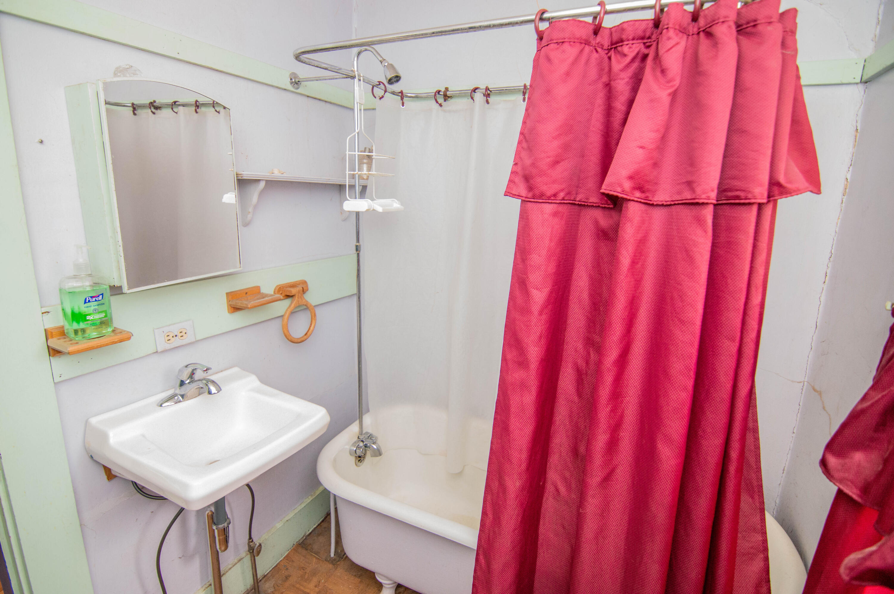 27 Reservoir Avenue Property Photo 34