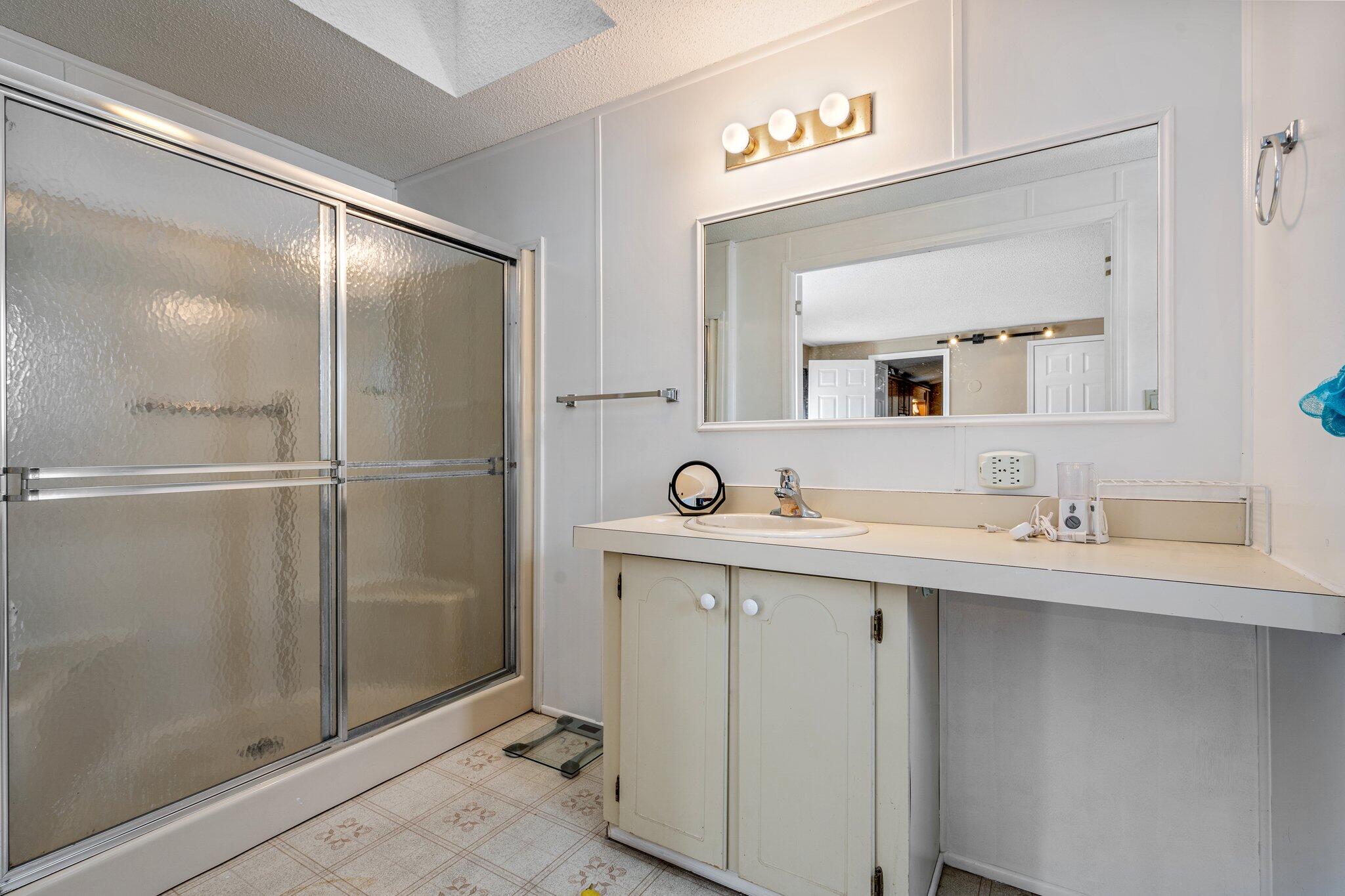 19 Winn Street Property Photo 7