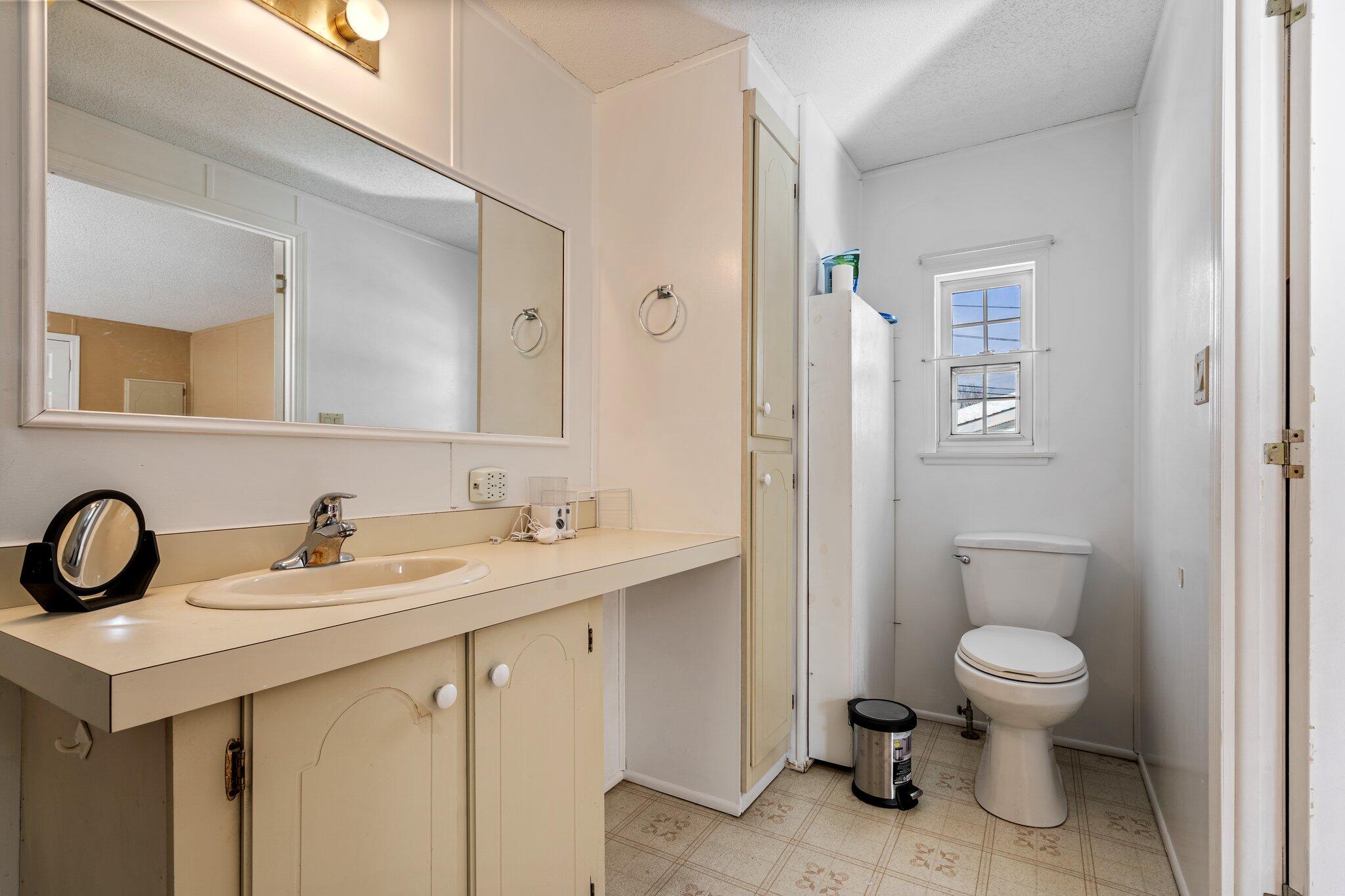 19 Winn Street Property Photo 8