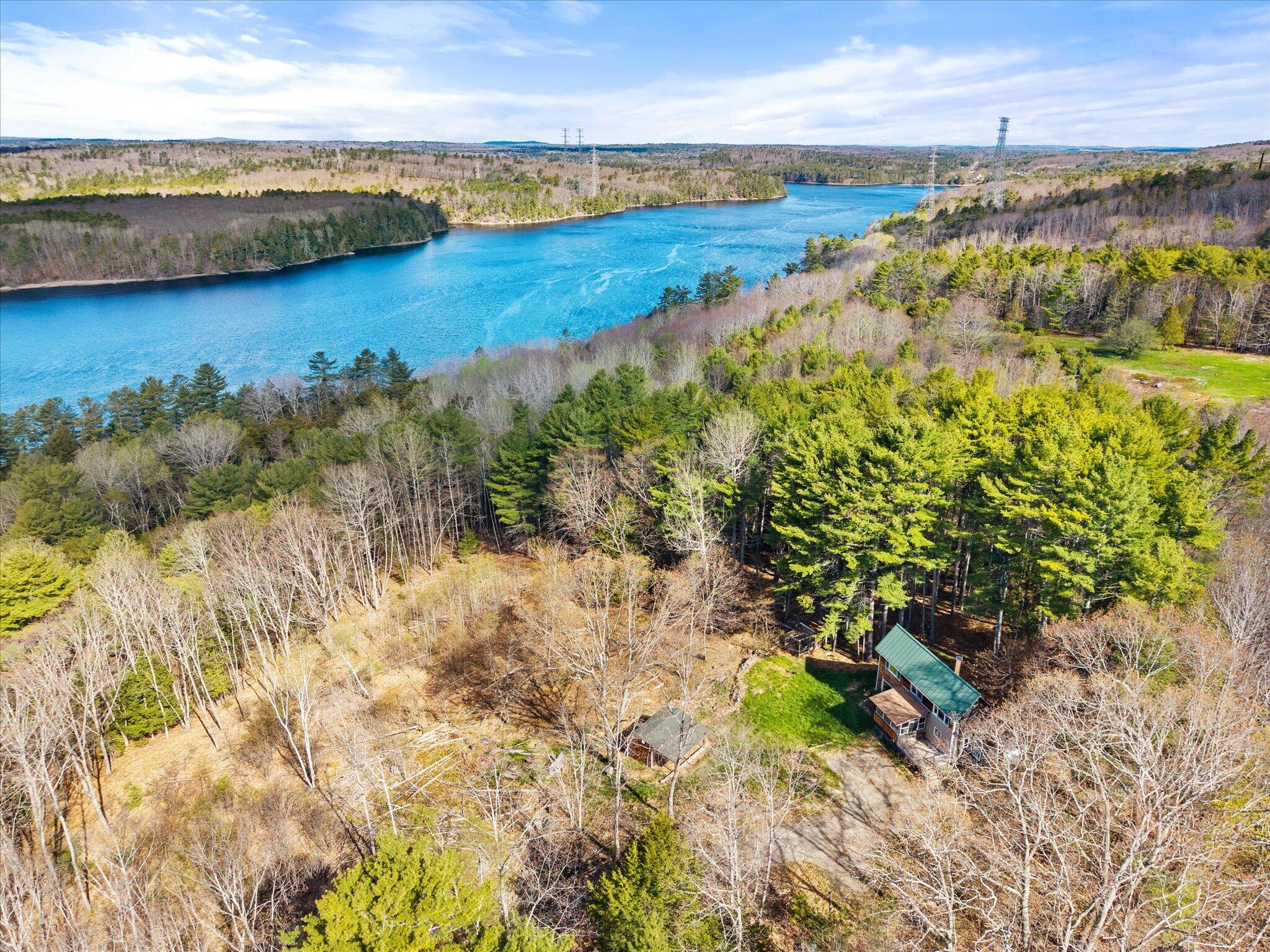 1492 River Road Property Photo 4
