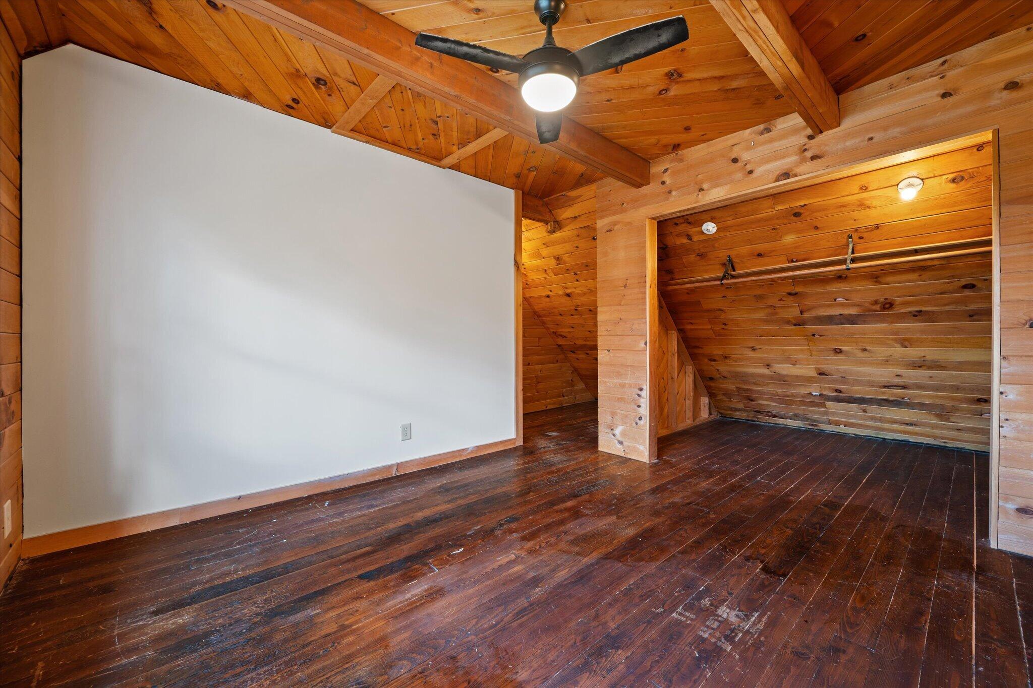 1492 River Road Property Photo 28
