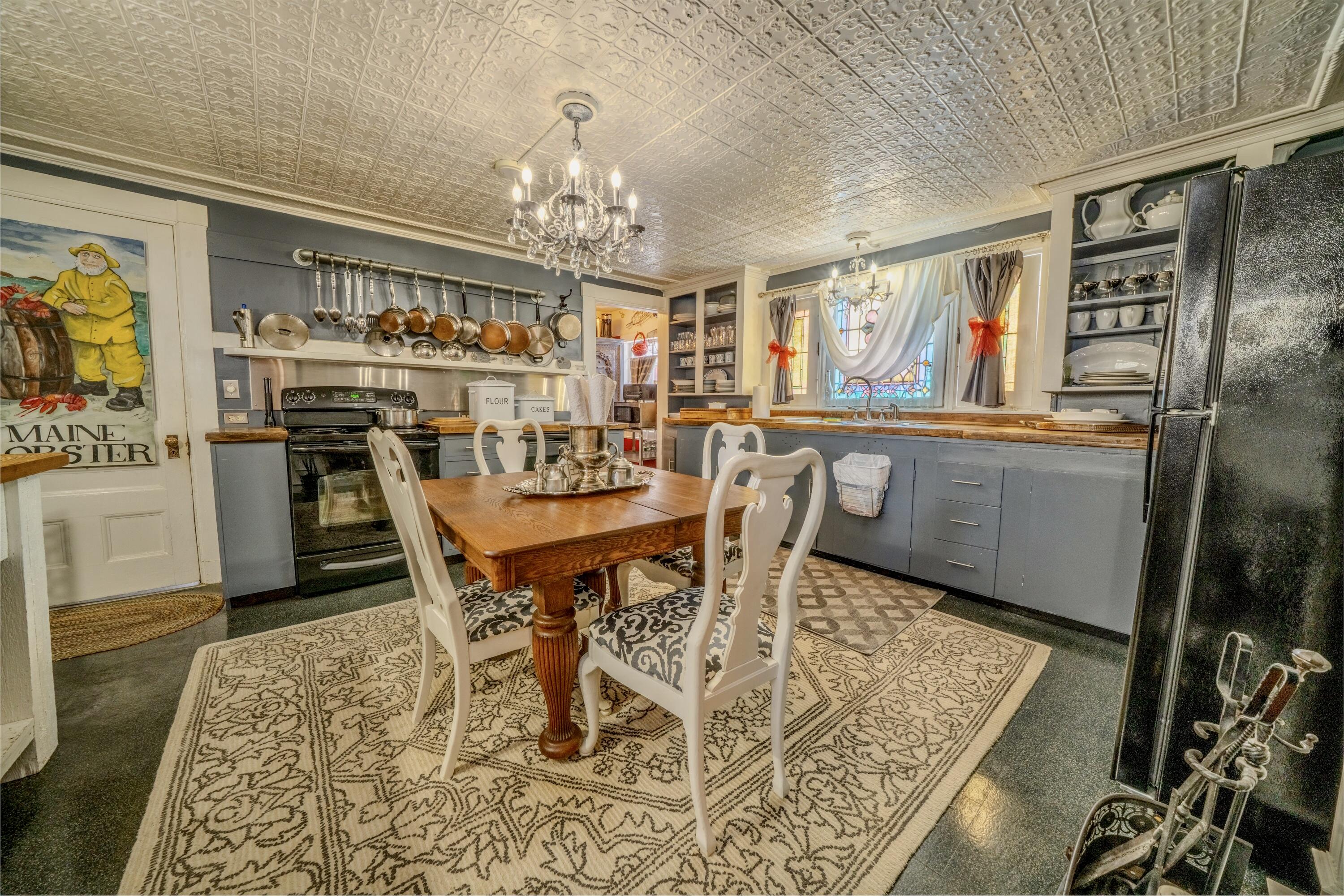 18 Waldo Avenue Property Photo 12