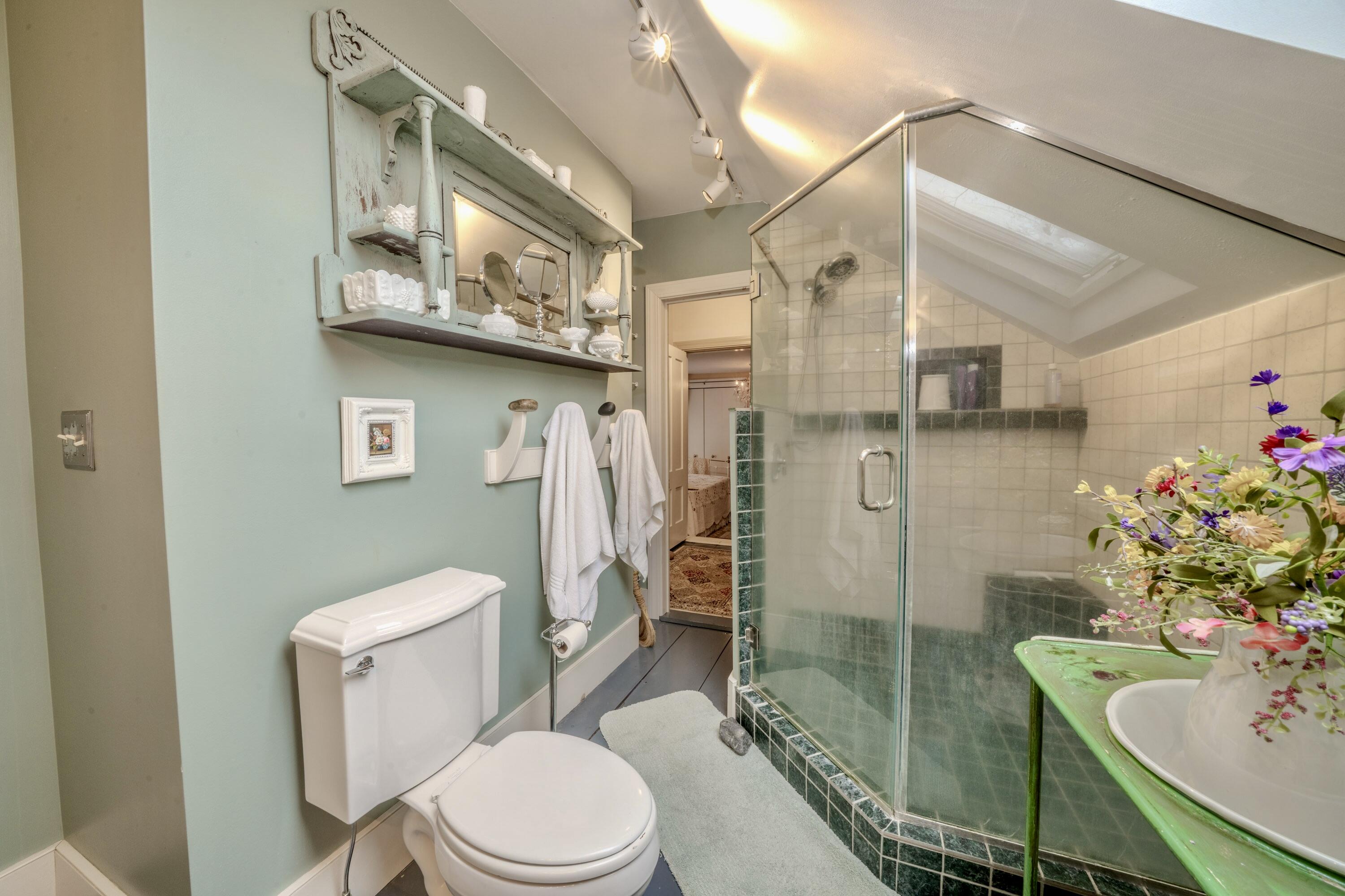 18 Waldo Avenue Property Photo 45