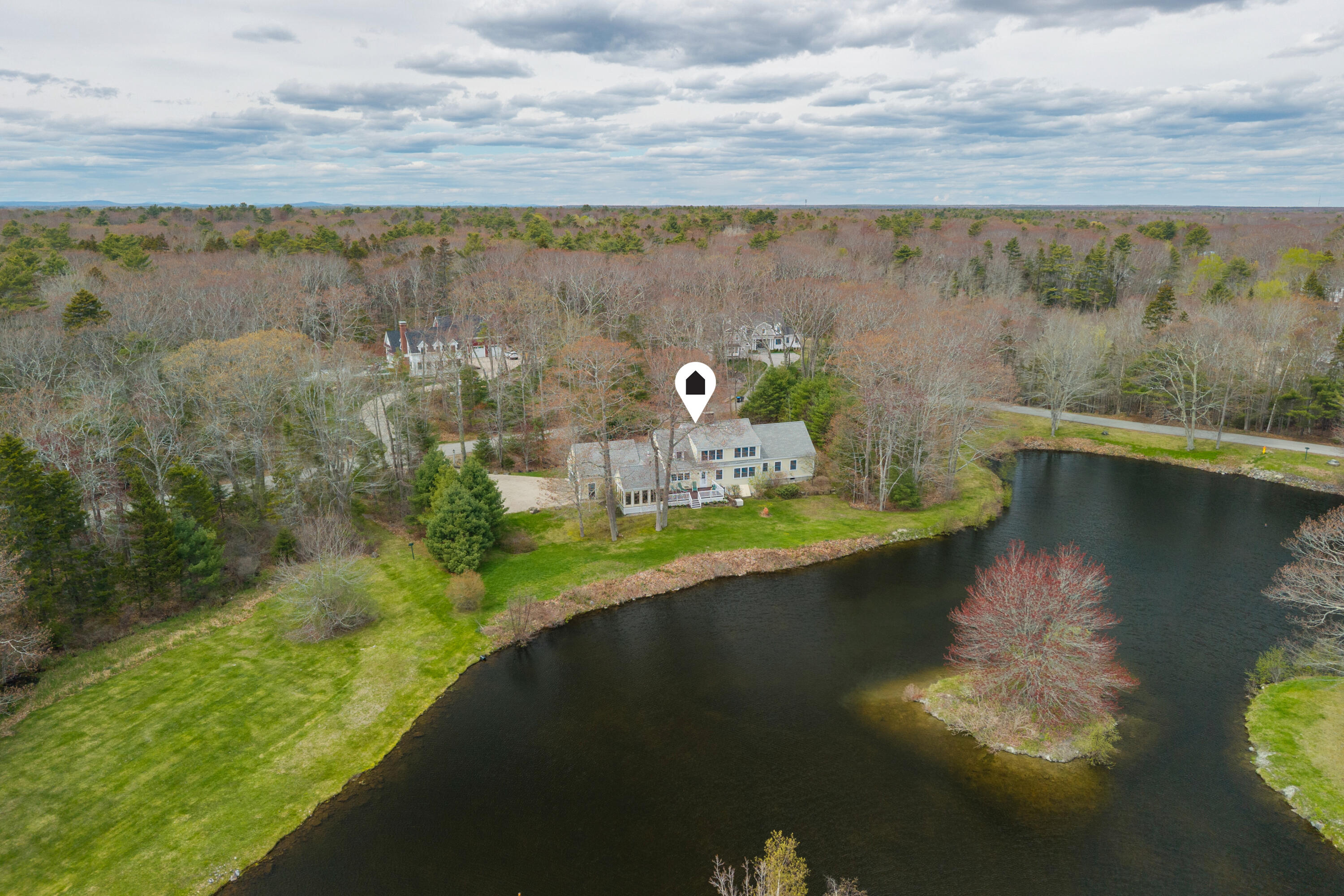 44 Oakwood Drive Property Photo 6