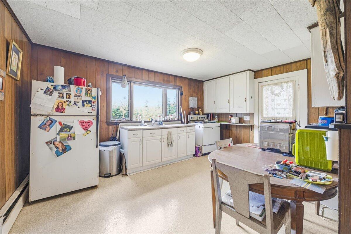 115 West Street Property Photo 34
