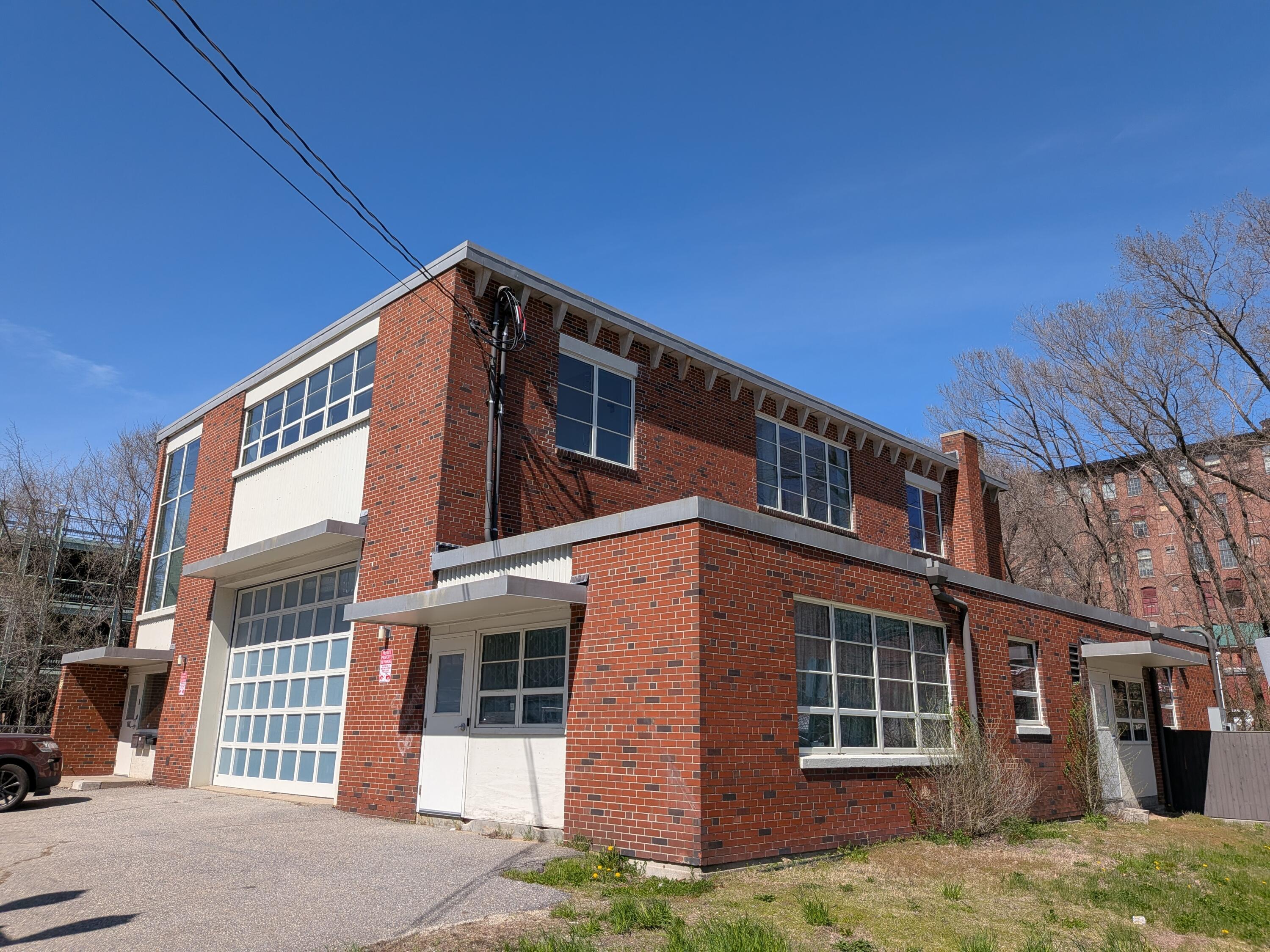 188 Lincoln Street Property Photo 1