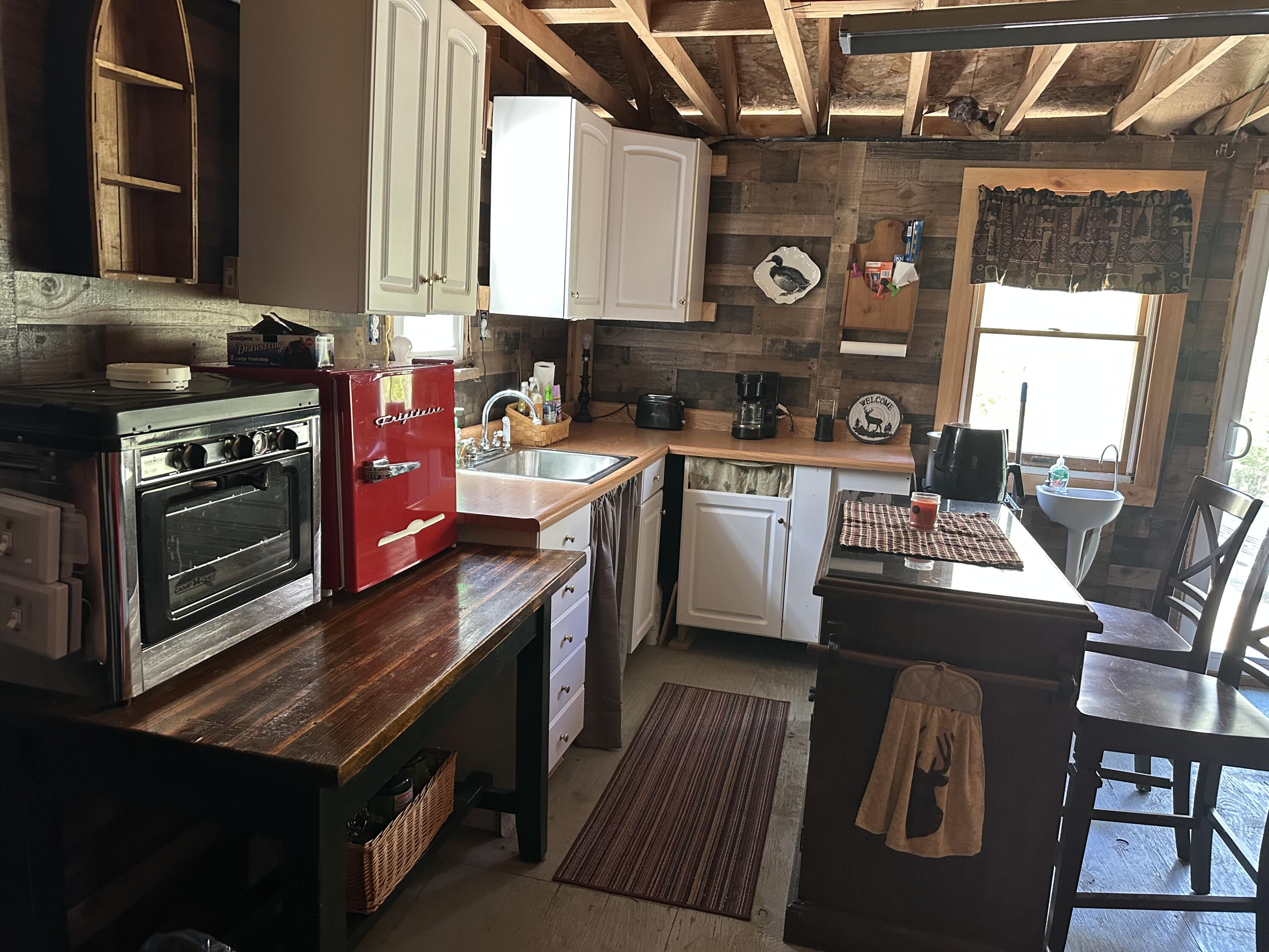 170 Pine Road Property Photo 17