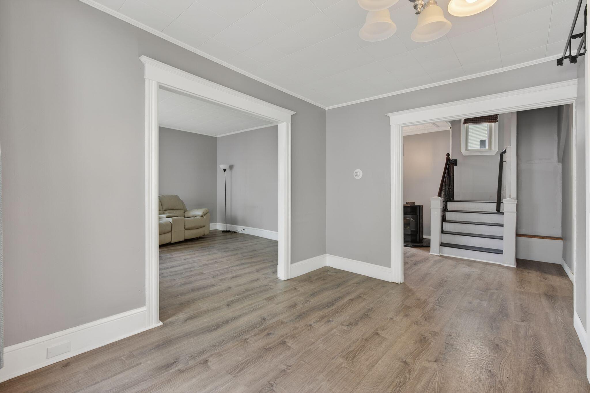 923 Broadway Property Photo 17