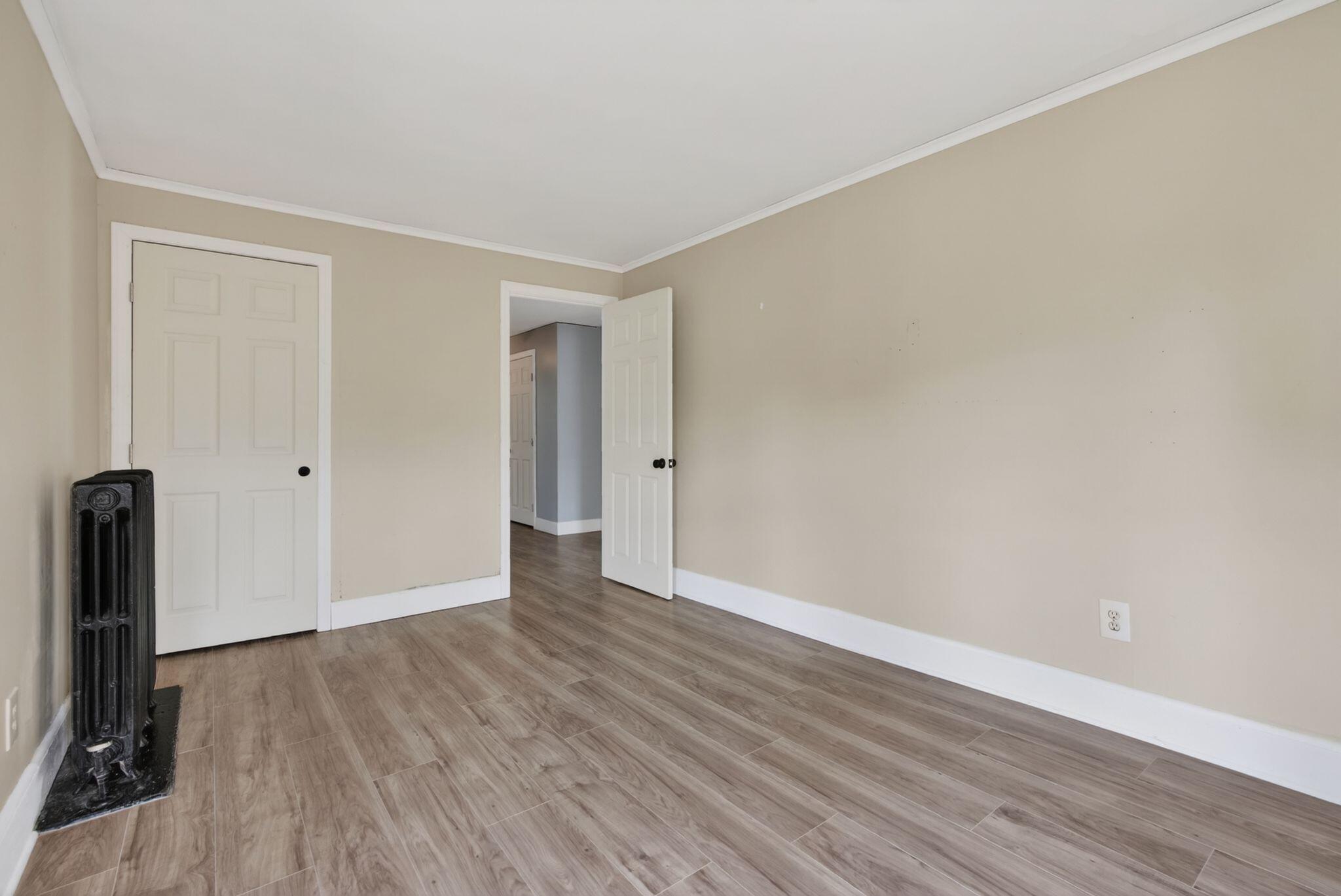 923 Broadway Property Photo 27