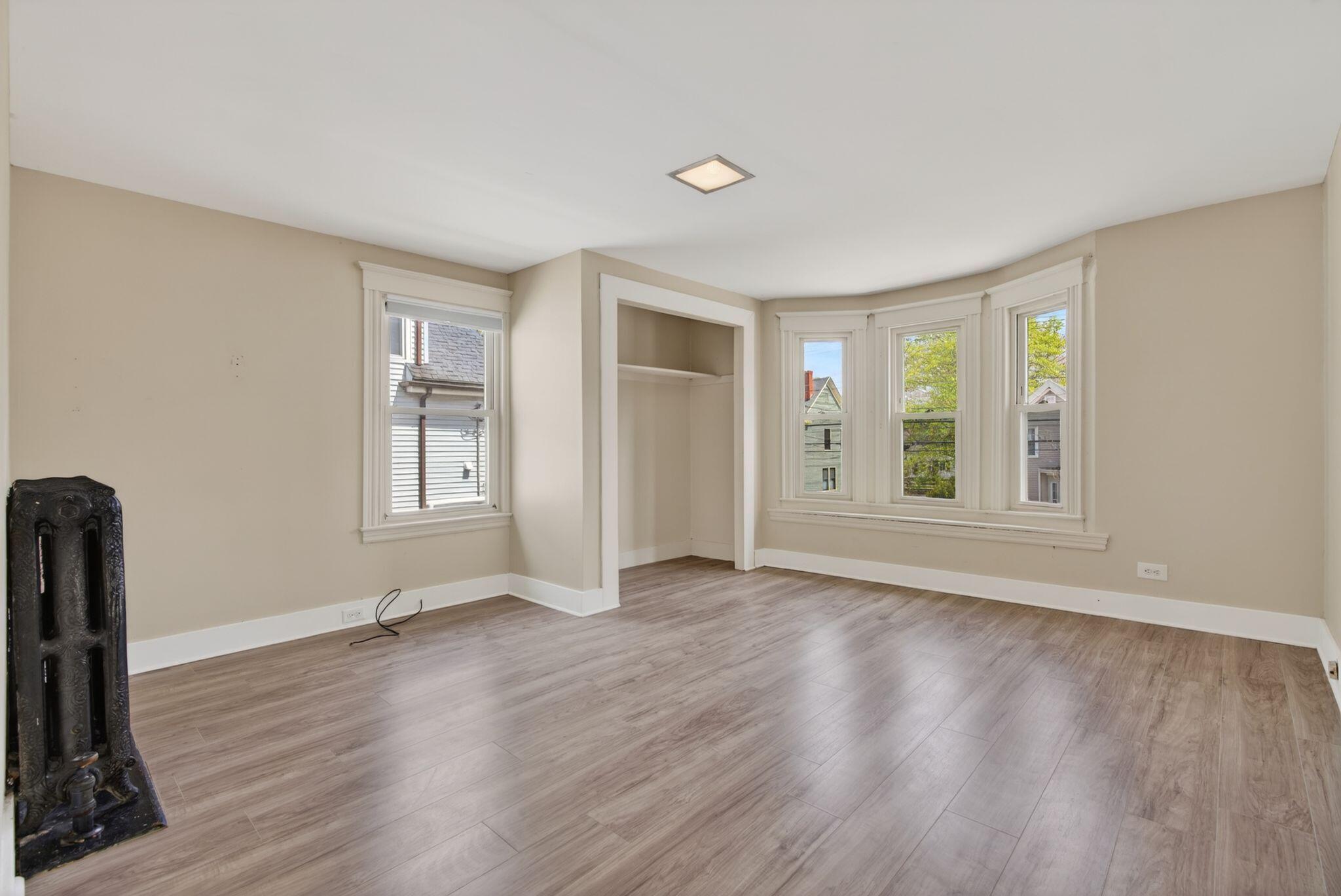 923 Broadway Property Photo 29