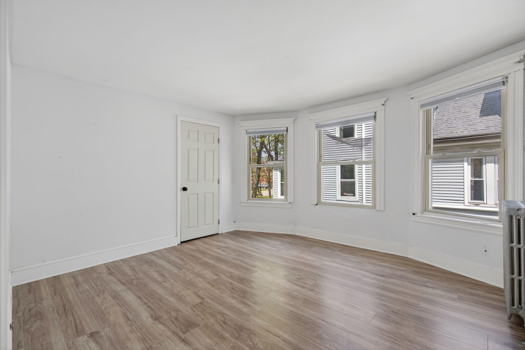 923 Broadway Property Photo 31